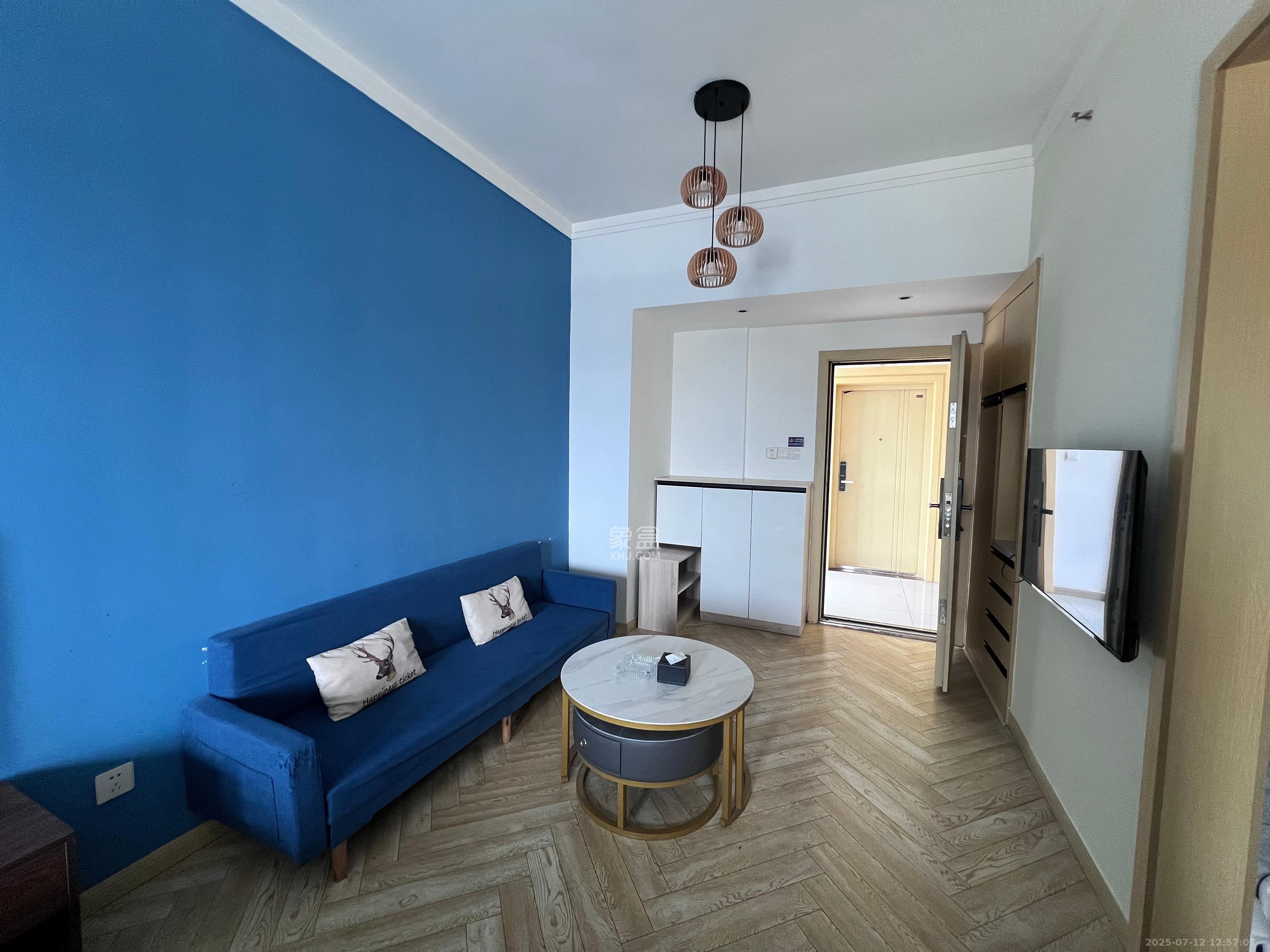 城市时光 1室1厅1卫 1200.0元/月 城市时光 1室1厅1卫 1200.0元/月室内图