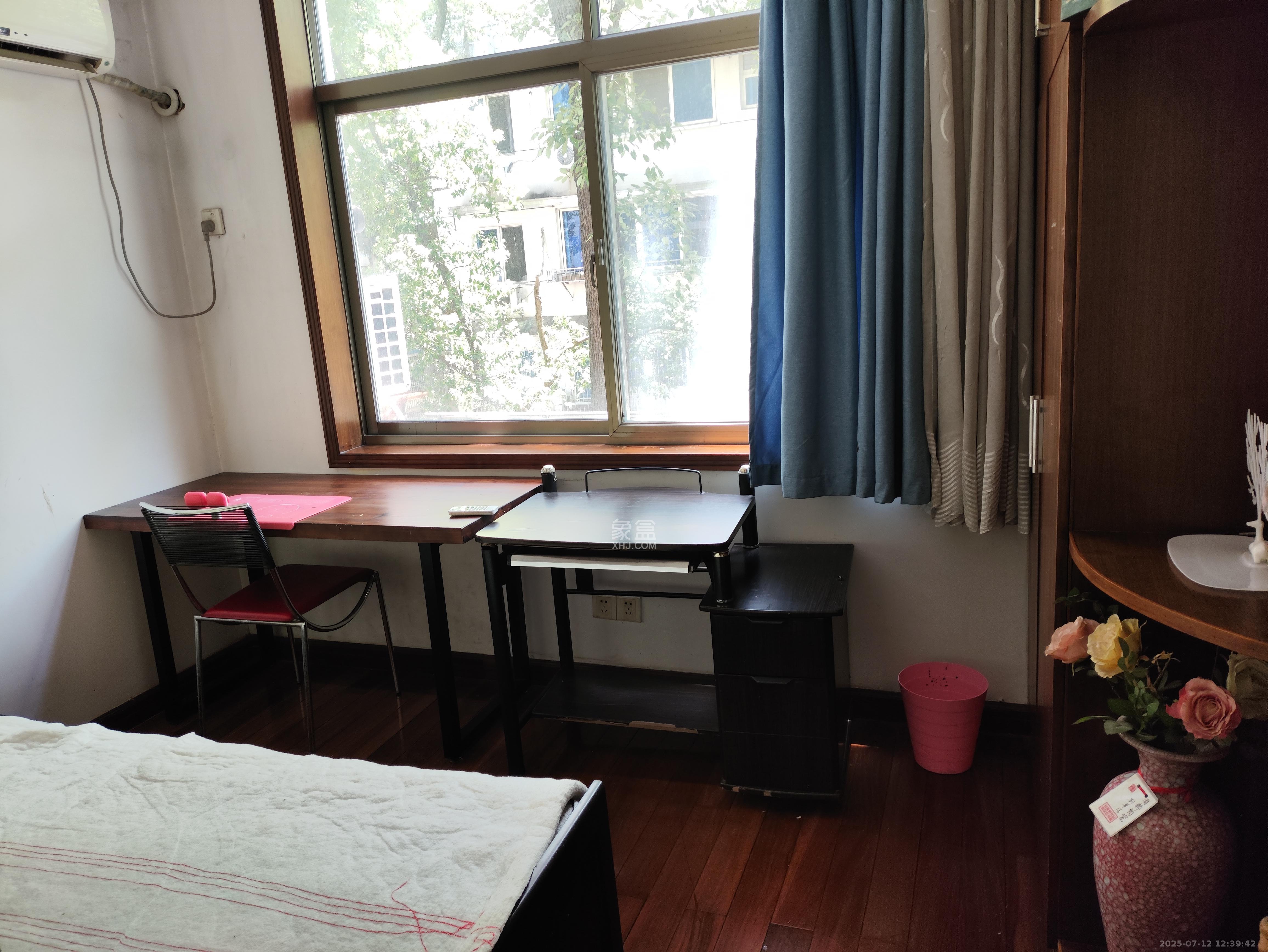 省政府机关二院  2室2厅1卫    2600.0元/月 省政府机关二院  2室2厅1卫    2600.0元/月室内图