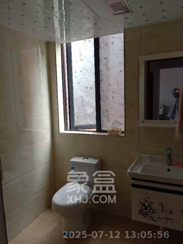 广泰锦苑  3室2厅1卫   2100.00元/月室内图