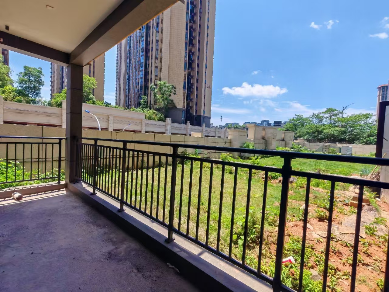 保利香槟国际 3室2厅2卫 72.8万 保利香槟国际 3室2厅2卫 72.8万室内图