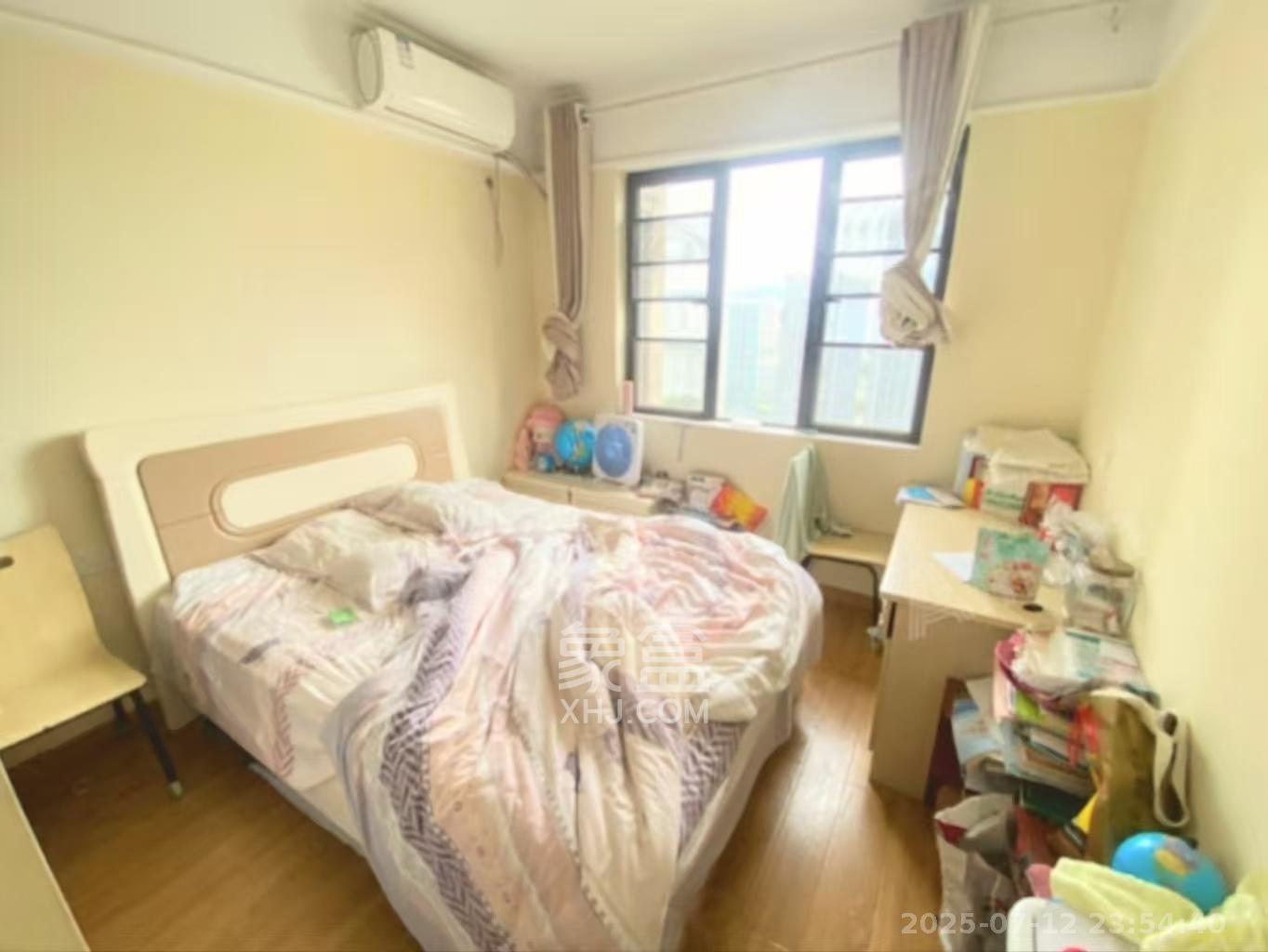 和泓梅溪四季  4室2厅2卫   3500.00元/月室内图