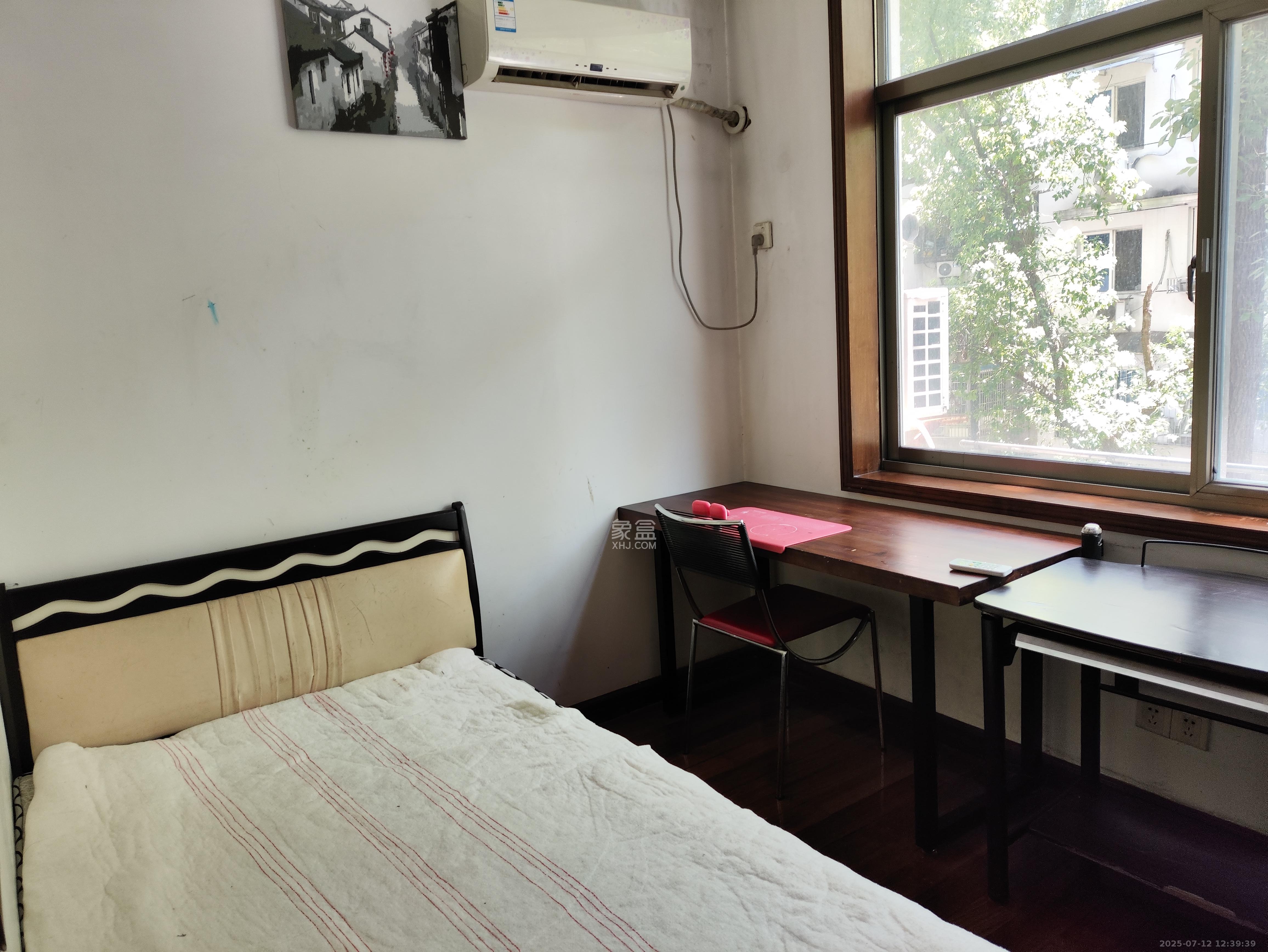 省政府机关二院  2室2厅1卫    2600.0元/月 省政府机关二院  2室2厅1卫    2600.0元/月室内图