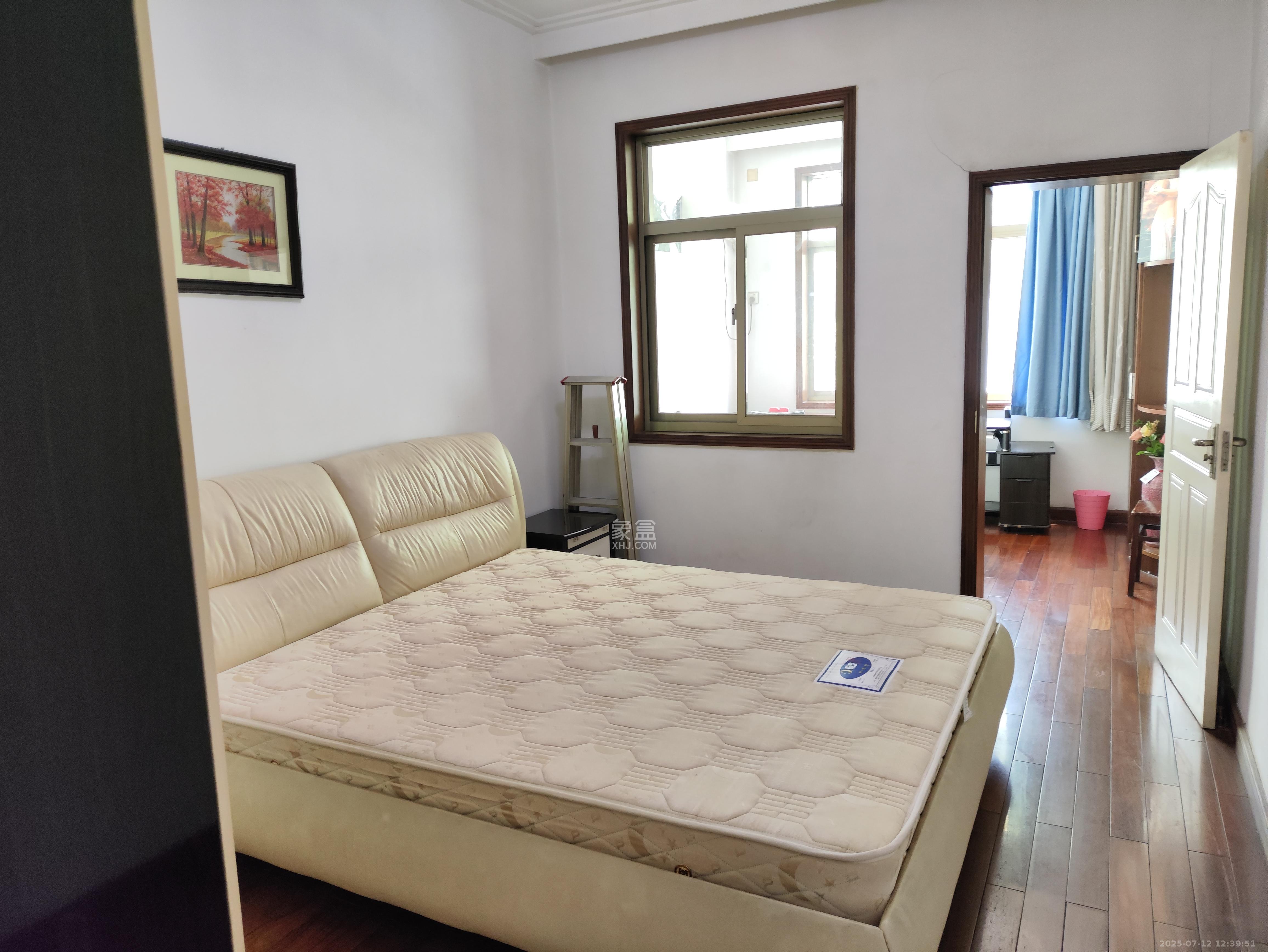 省政府机关二院  2室2厅1卫    2600.0元/月 省政府机关二院  2室2厅1卫    2600.0元/月室内图