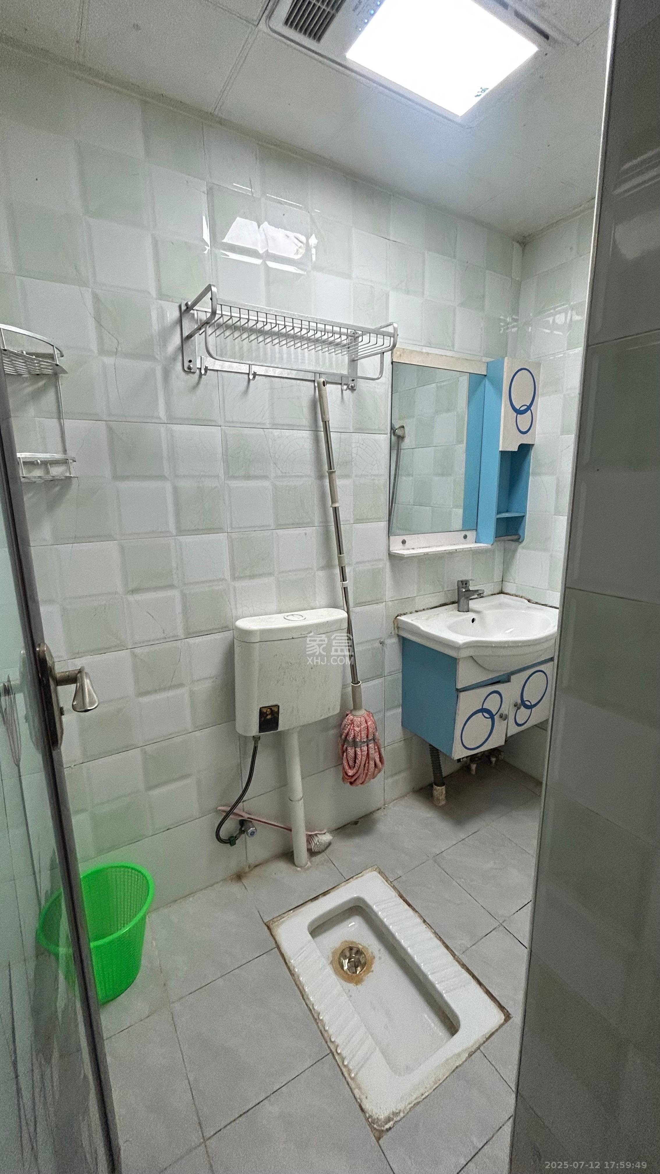 怡海星城 1室1厅1卫 900.0元/月 怡海星城 1室1厅1卫 900.0元/月室内图