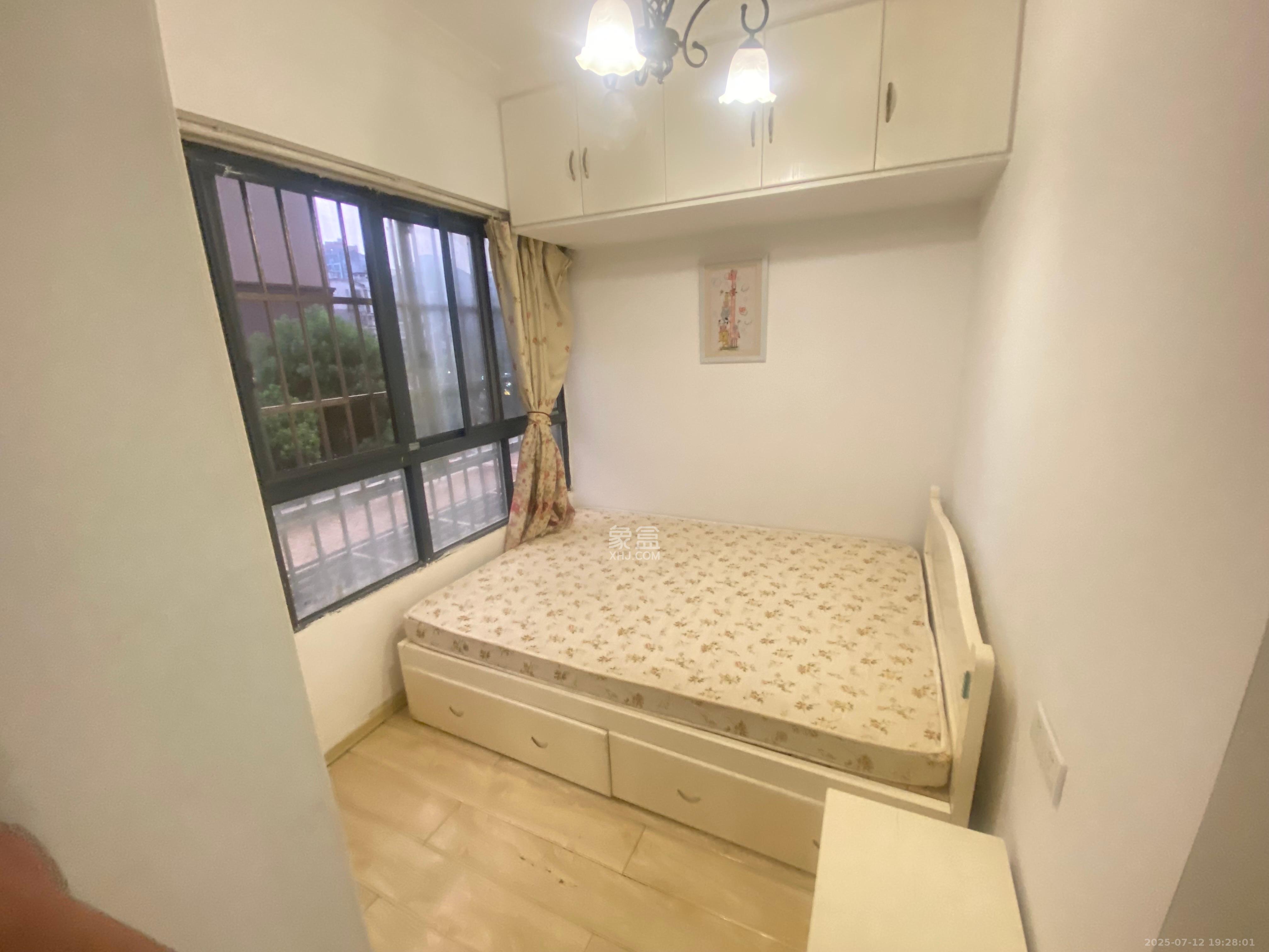上峰苑（兰亭玥岛）  1室1厅1卫   1800.00元/月室内图