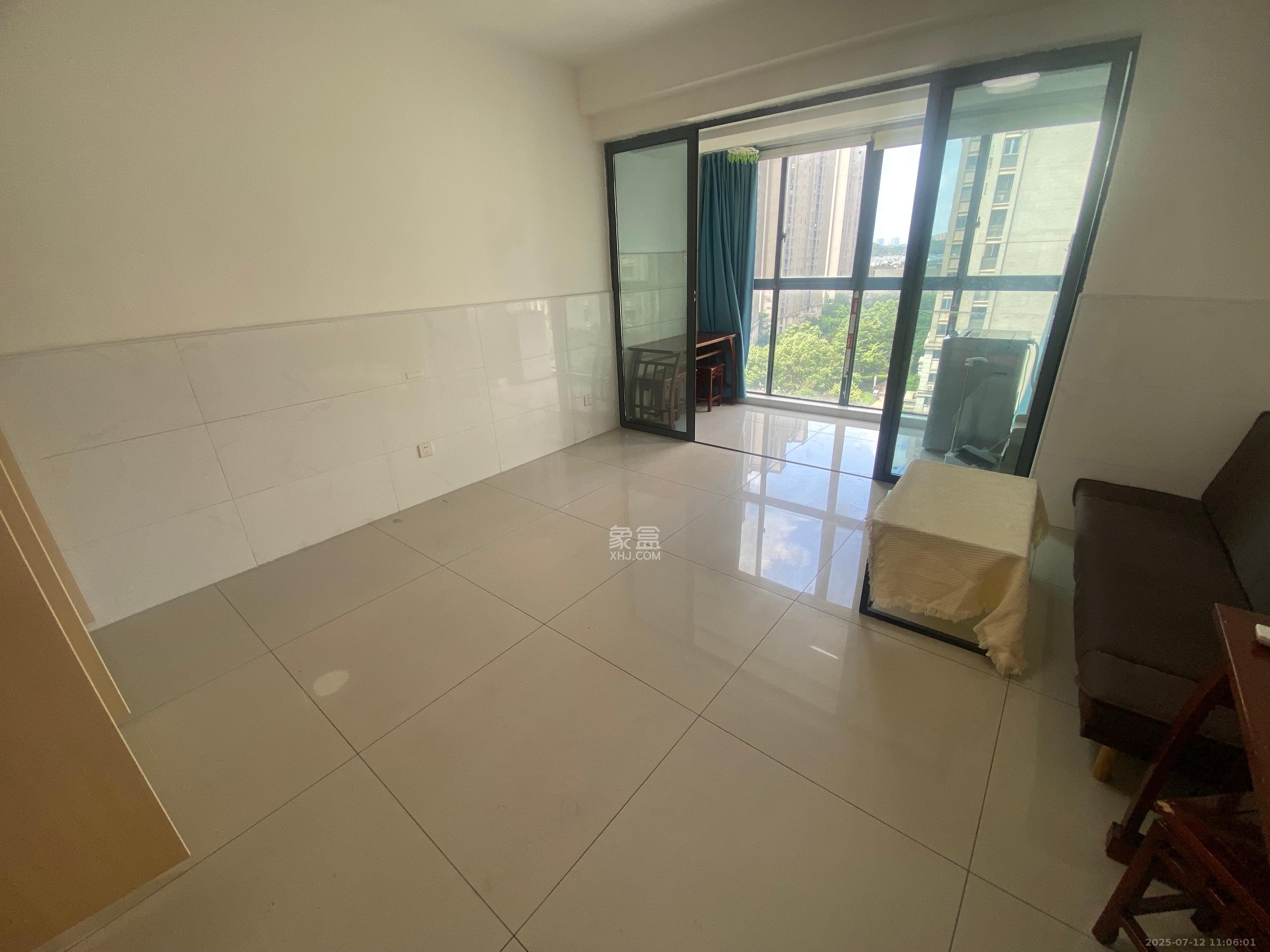 中交里城 1室1厅1卫 1500.0元/月 中交里城 1室1厅1卫 1500.0元/月室内图