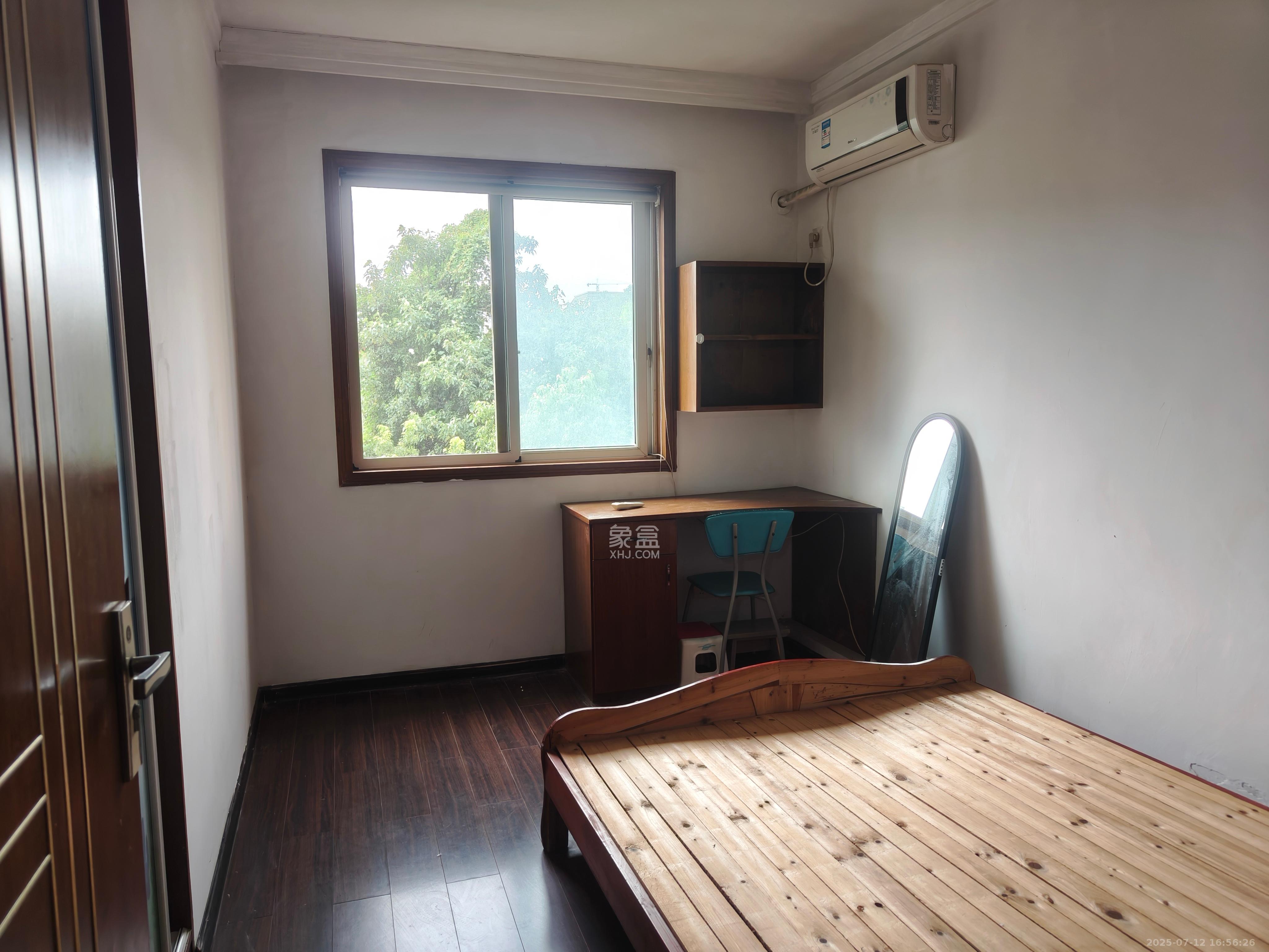 枫林美景  2室2厅1卫   2200.00元/月室内图