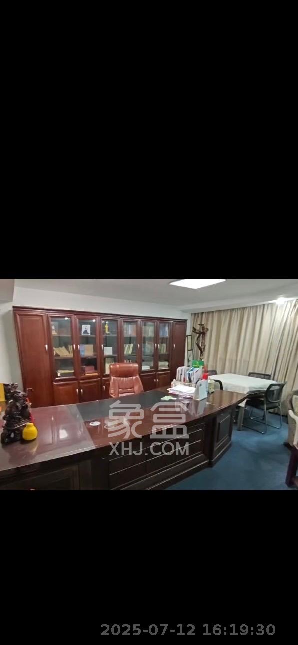 华菱大厦  3室2厅1卫    6000.0元/月室内图