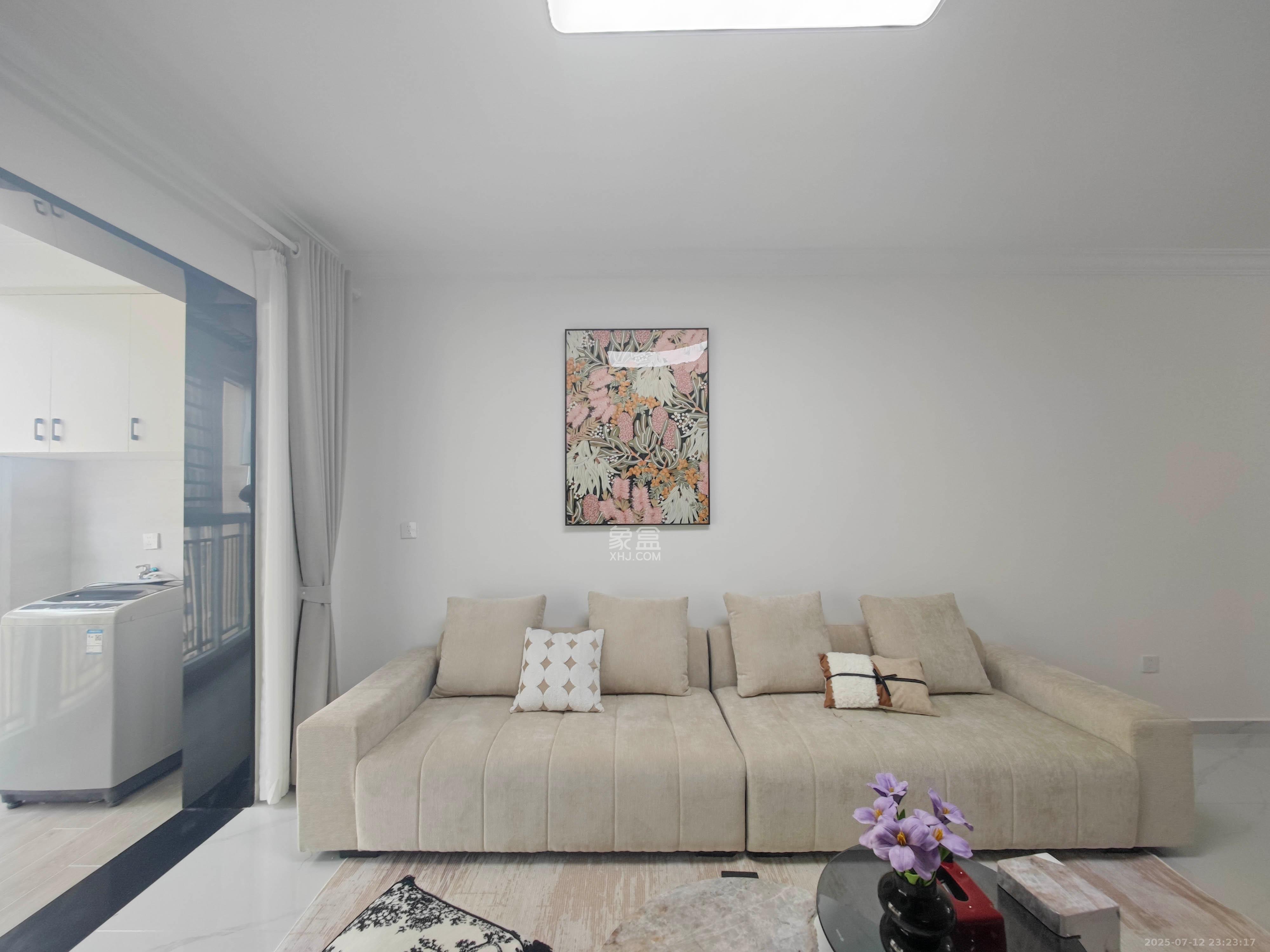 南城印象 3室2厅1卫 86.8万 南城印象 3室2厅1卫 86.8万客厅