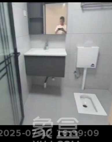 嘉裕大厦  1室1厅1卫   1500.00元/月室内图