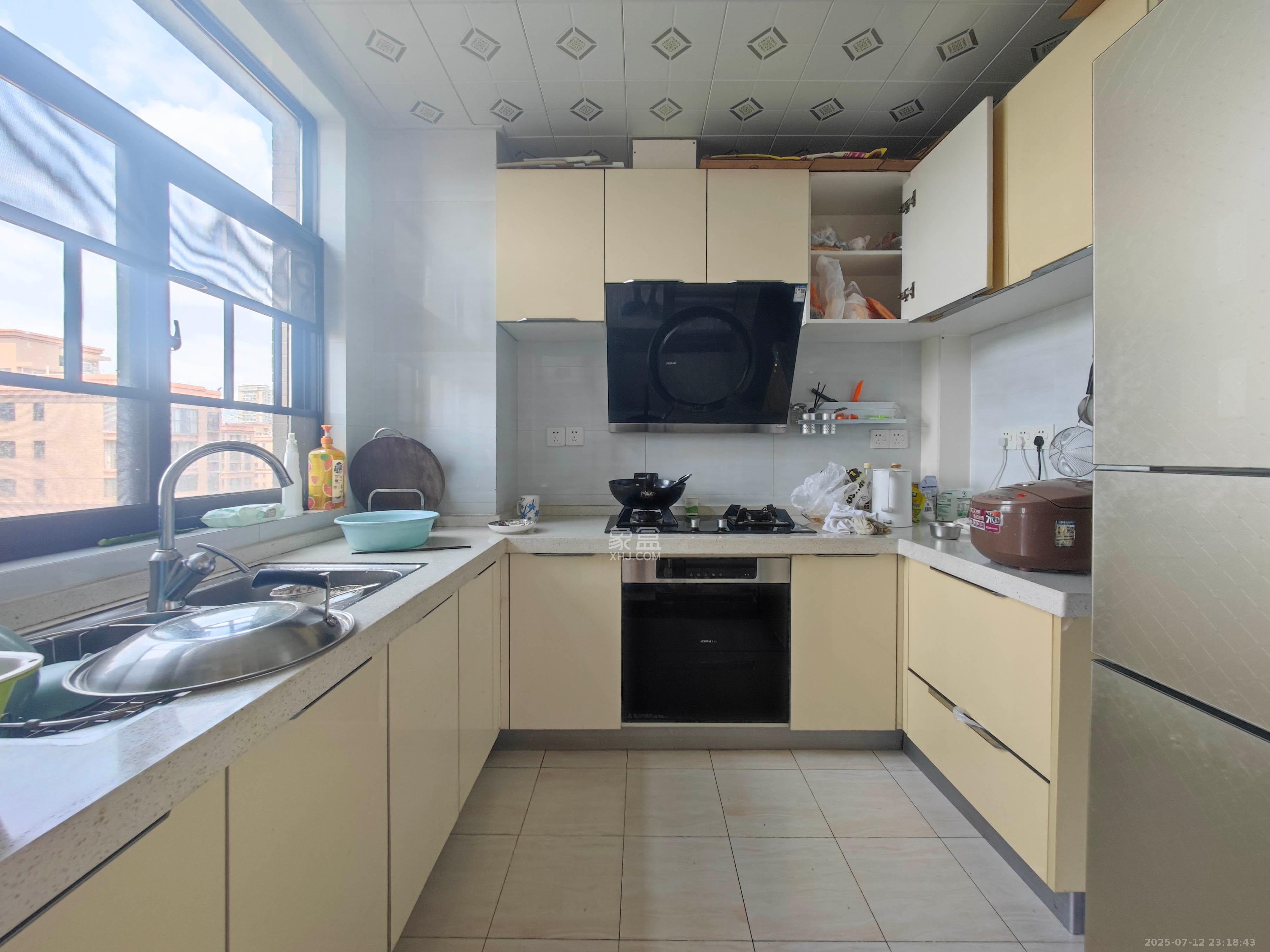 德润小区(丰升德润小区) 3室2厅2卫 107.8万 德润小区(丰升德润小区) 3室2厅2卫 107.8万其他