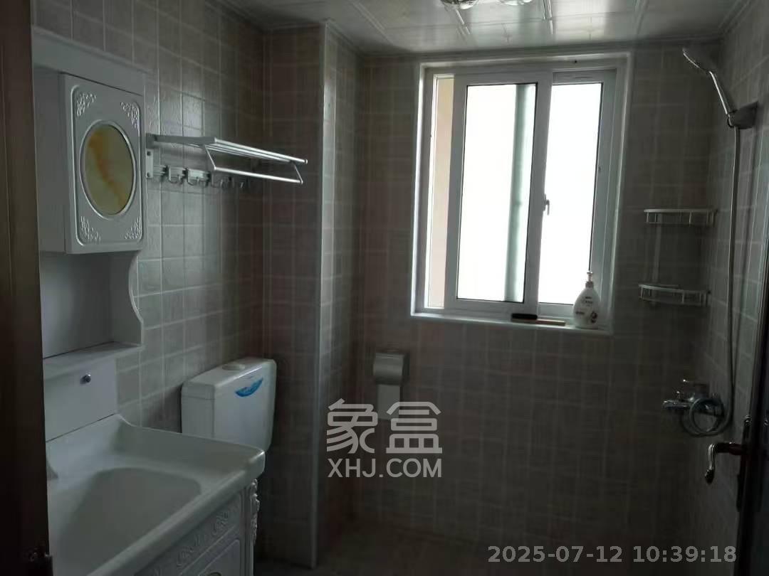 嘉顺苑  3室2厅1卫   2500.00元/月室内图