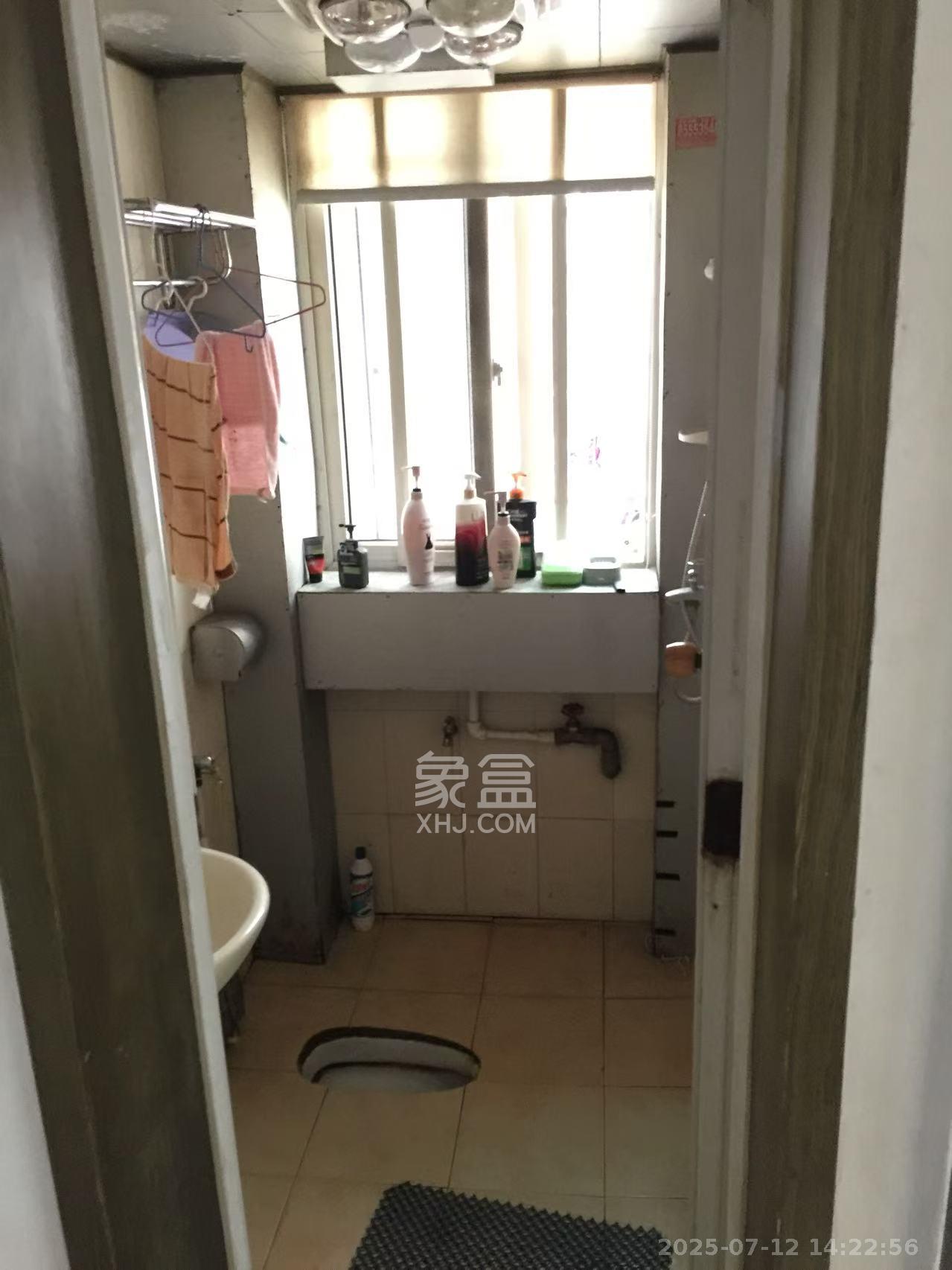 富绿新村  3室1厅1卫   1800.00元/月室内图