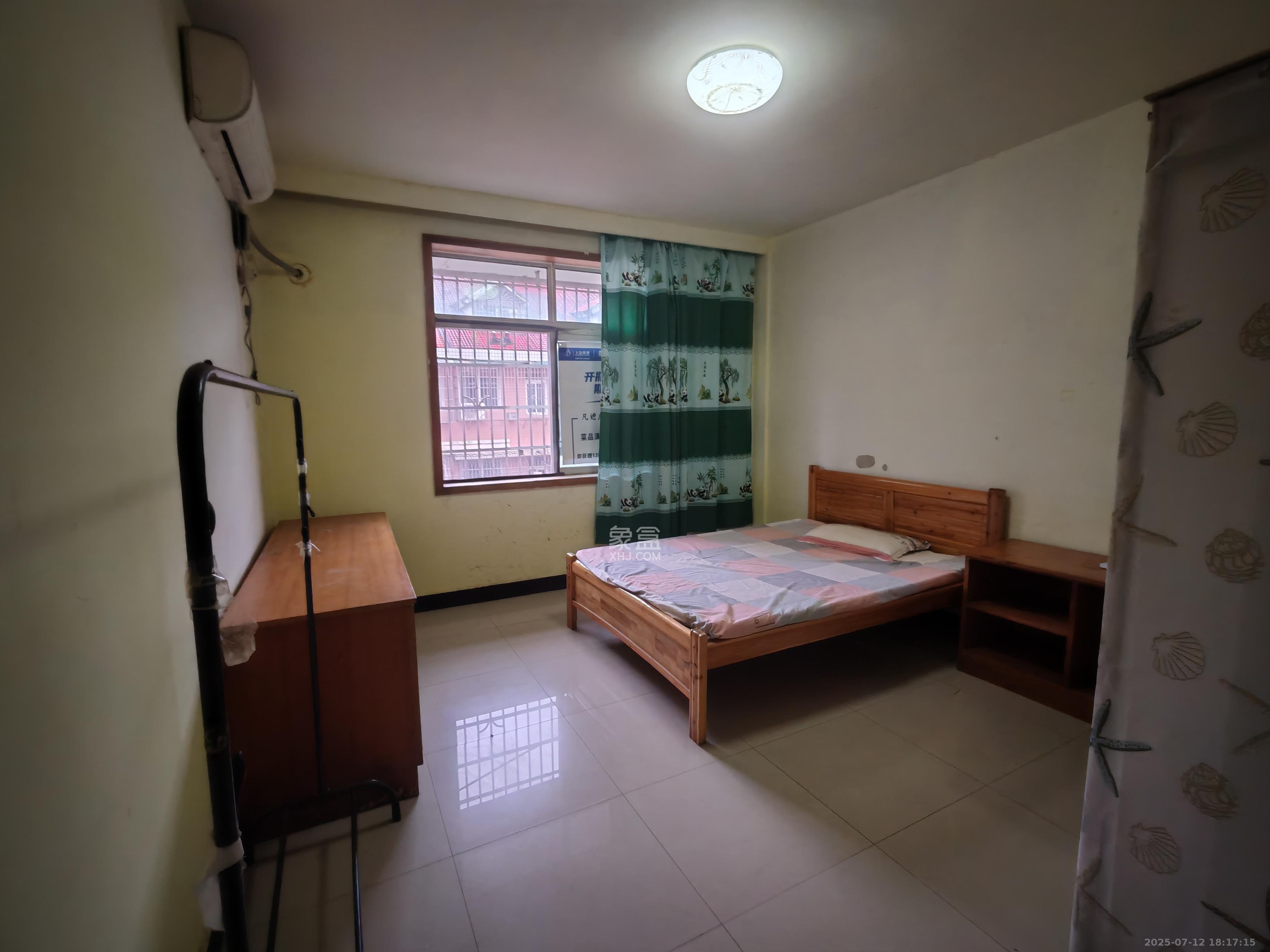 高桥家电百货城 7室1厅3卫 2000.0元/月 高桥家电百货城 7室1厅3卫 2000.0元/月室内图