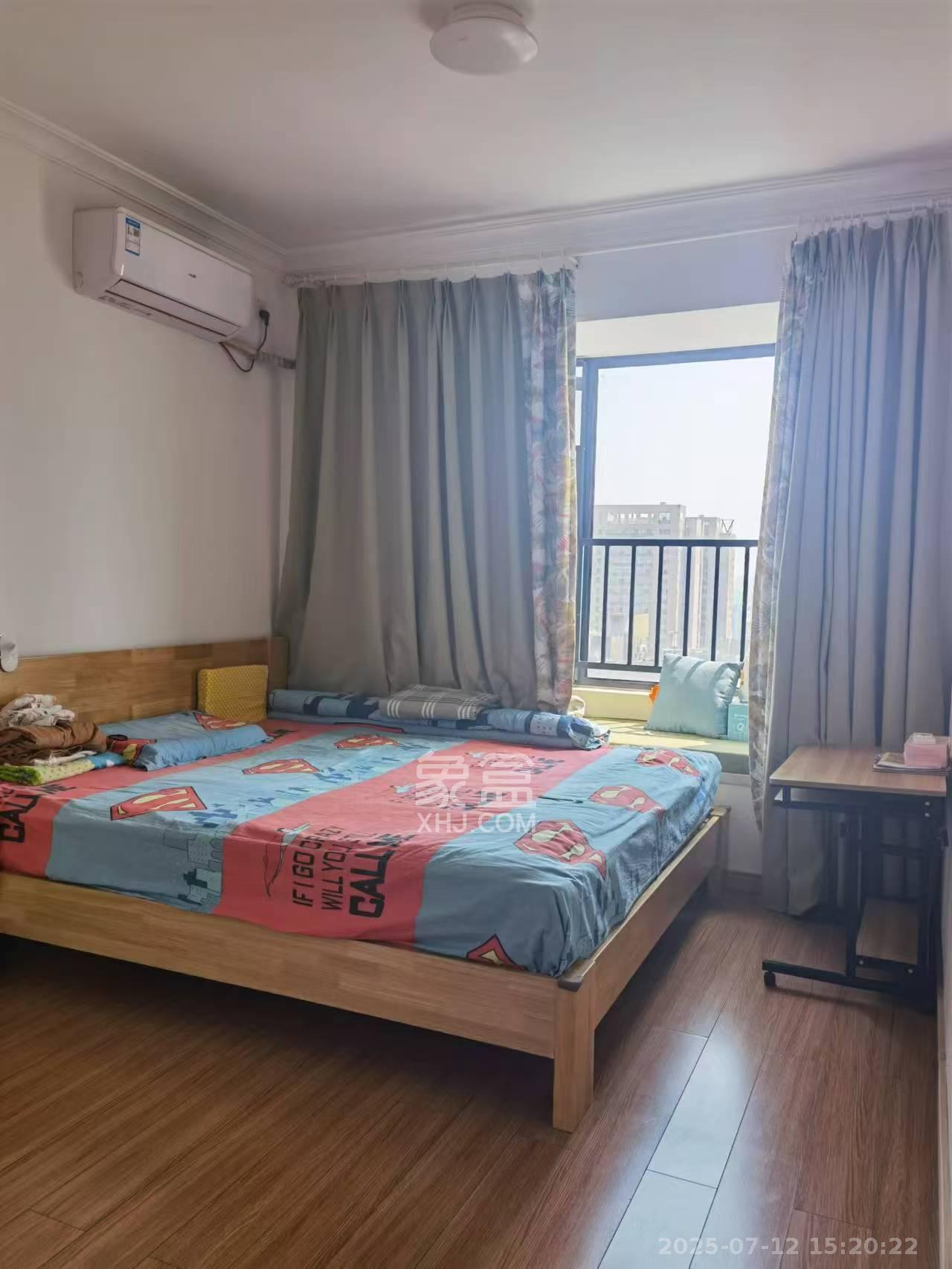 万科魅力之城  3室2厅2卫   2600.00元/月室内图