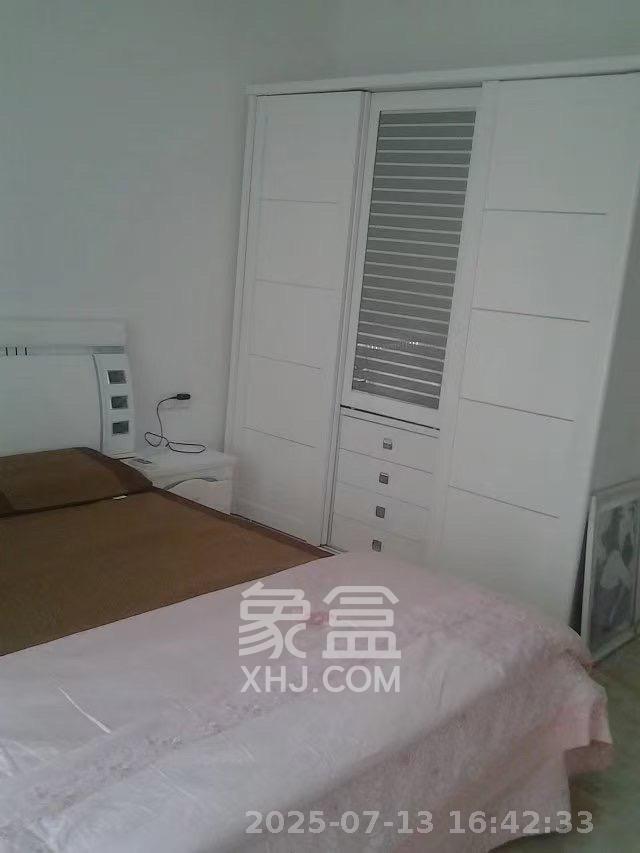 长房时代城  2室1厅1卫   2600.00元/月室内图