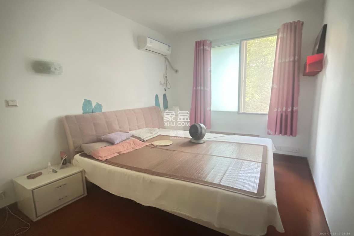 上海城小区 3室2厅2卫 2500.0元/月 上海城小区 3室2厅2卫 2500.0元/月室内图