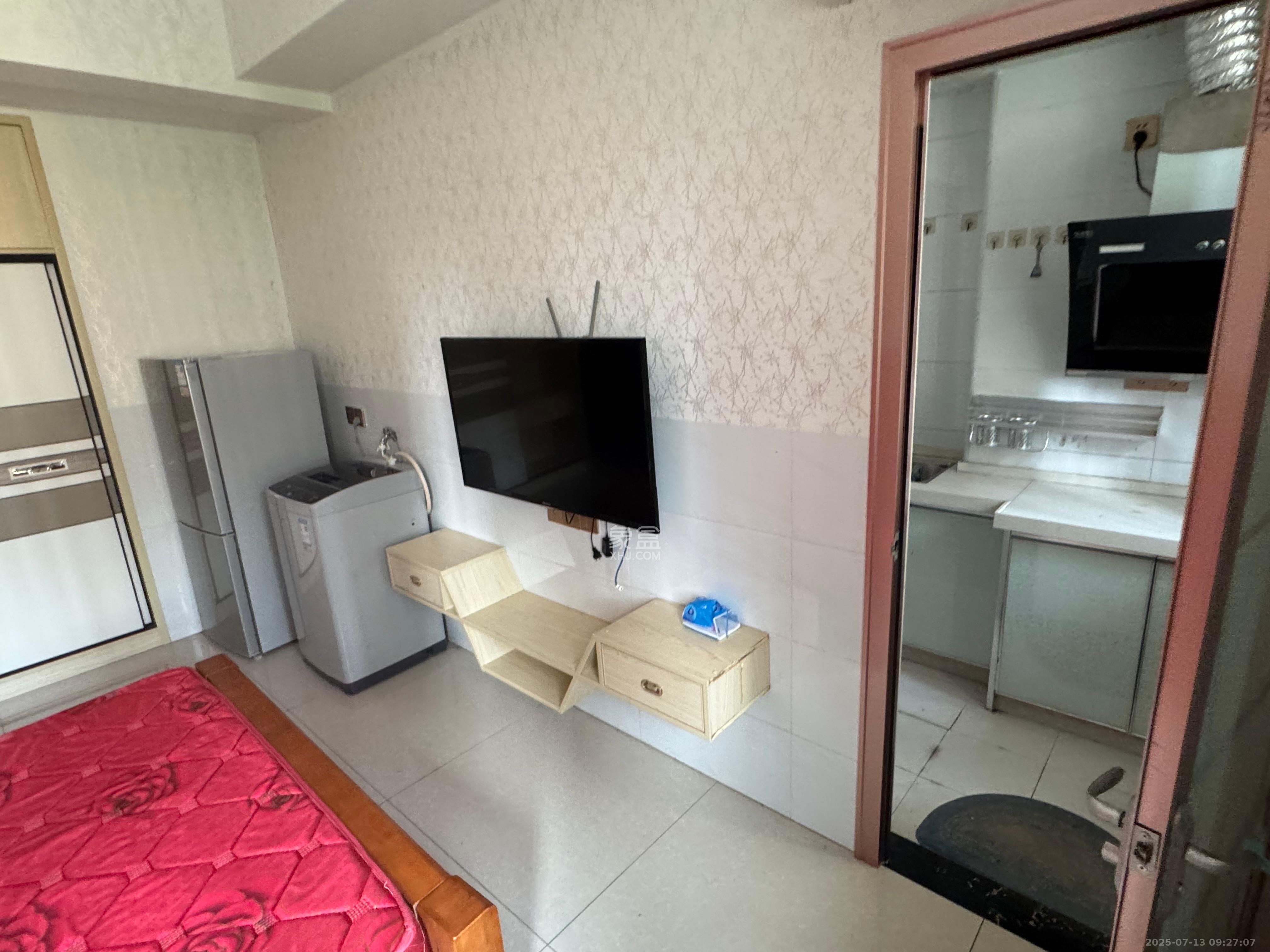 嘉顺苑 1室1厅1卫 1000.0元/月 嘉顺苑 1室1厅1卫 1000.0元/月室内图