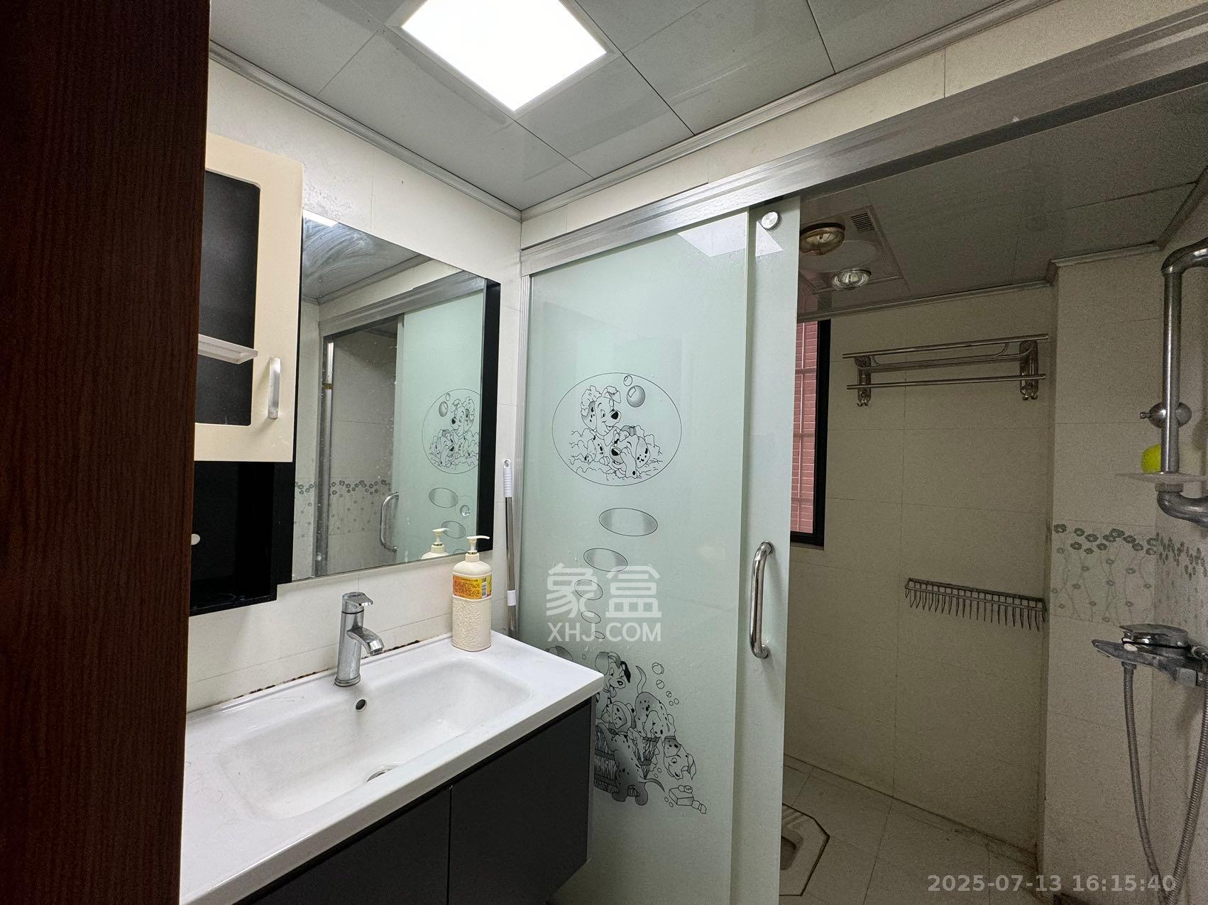 鼎丰前城  2室2厅1卫   2200.00元/月室内图