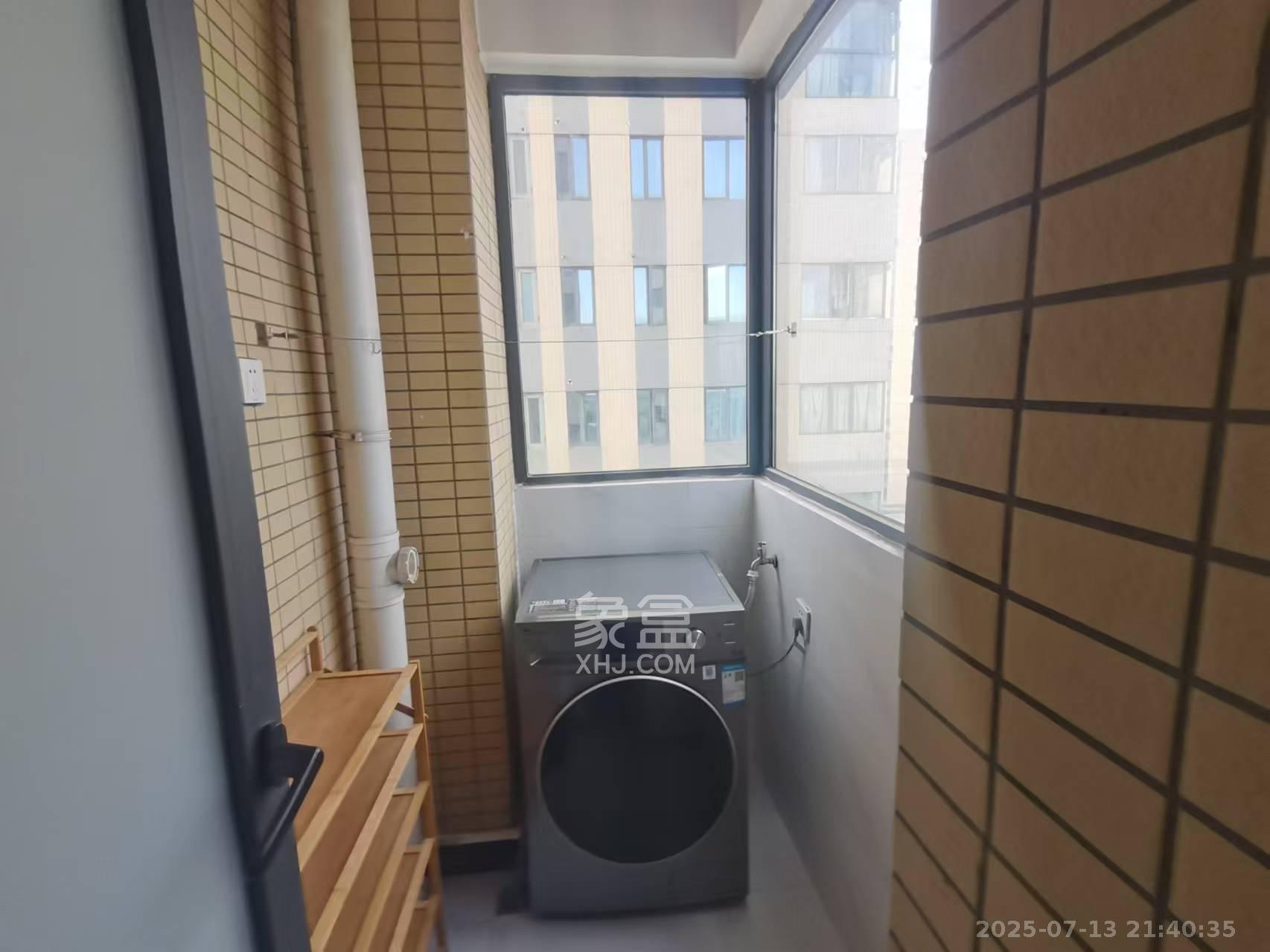 保利东郡 3室2厅2卫 2600.0元/月 保利东郡 3室2厅2卫 2600.0元/月室内图