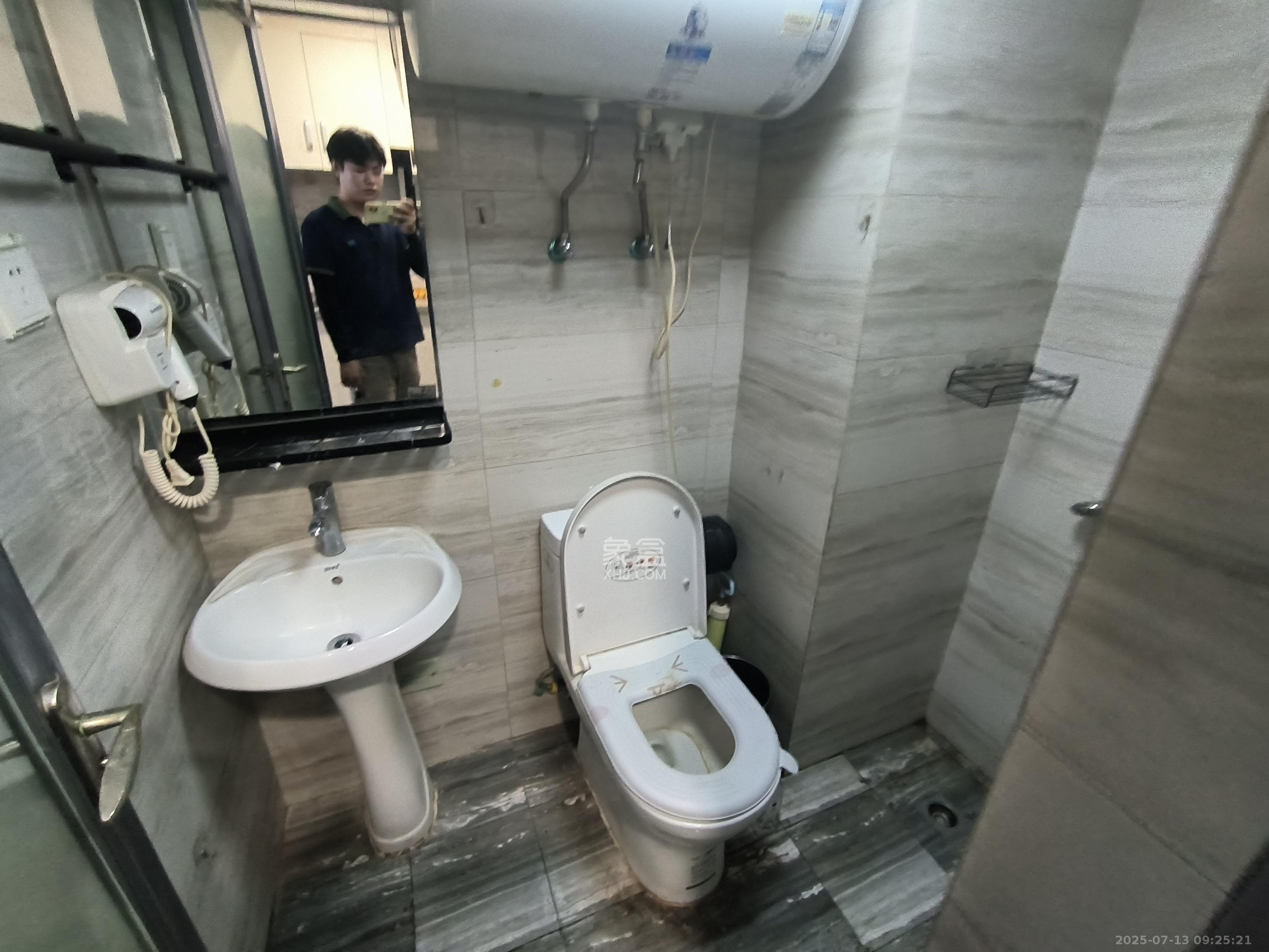 拿铁空间  1室1厅1卫   1300.00元/月室内图