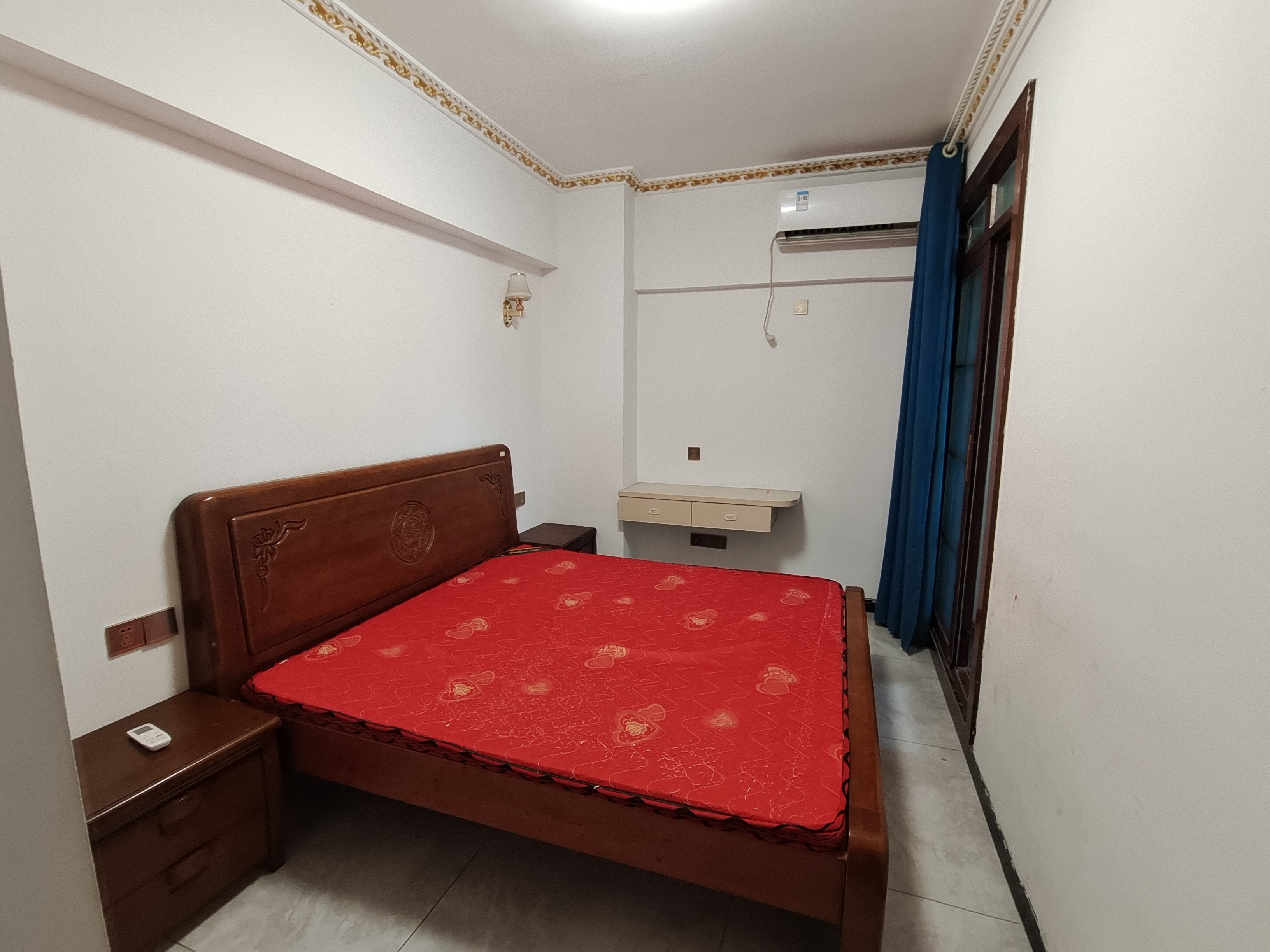 百弘学府城 2室2厅1卫 1300.0元/月 百弘学府城 2室2厅1卫 1300.0元/月室内图