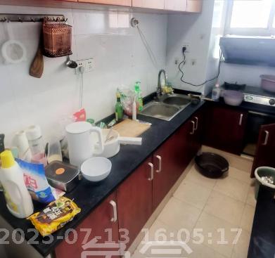 梅岭村 3室2厅1卫 2200.0元/月 梅岭村 3室2厅1卫 2200.0元/月室内图