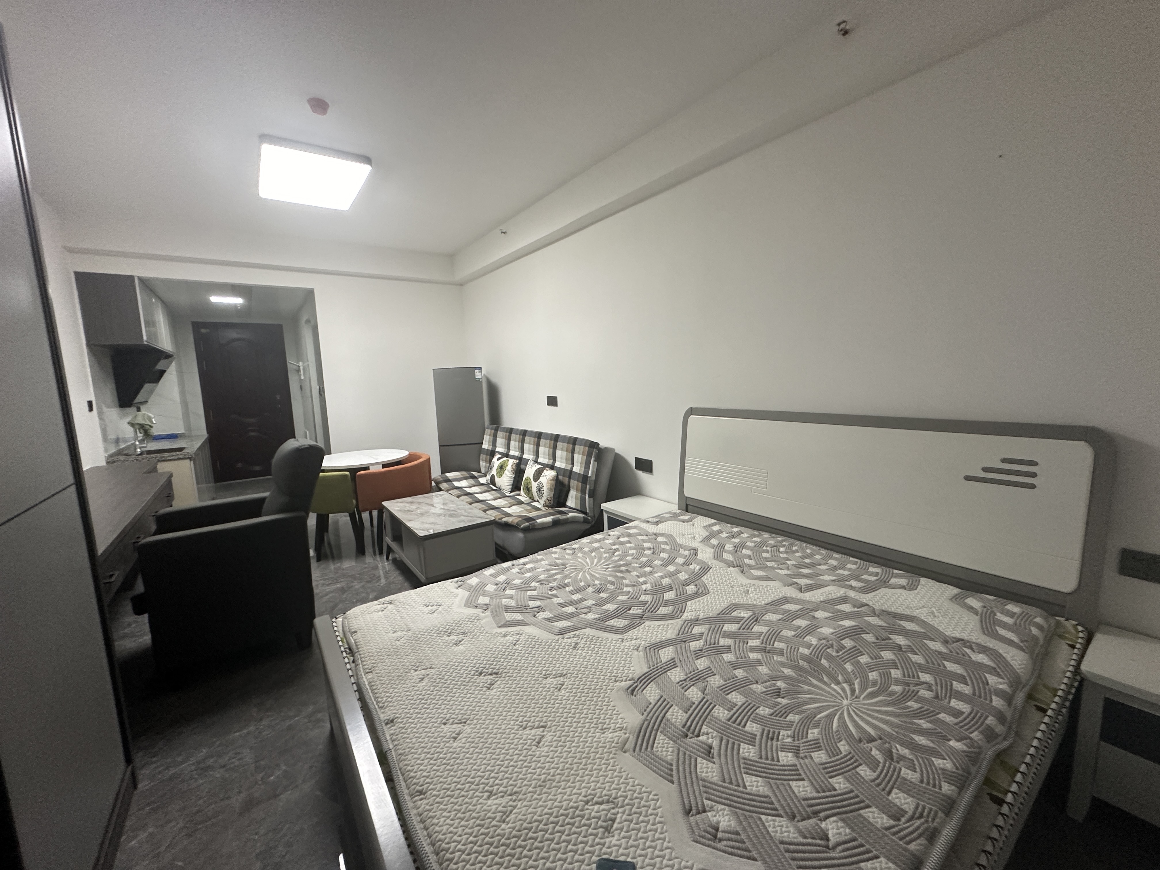 碧桂园衡州盛世 1室1厅1卫 1200.0元/月 碧桂园衡州盛世 1室1厅1卫 1200.0元/月室内图