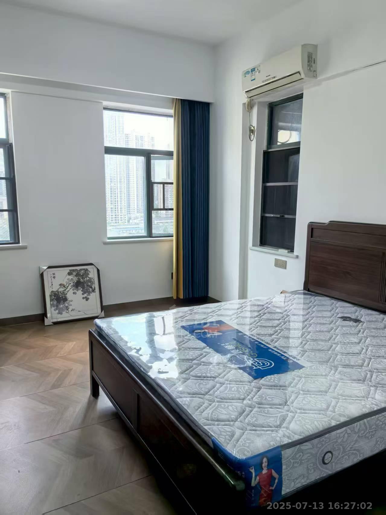 福泰国际 1室1厅1卫 1380.0元/月 福泰国际 1室1厅1卫 1380.0元/月室内图