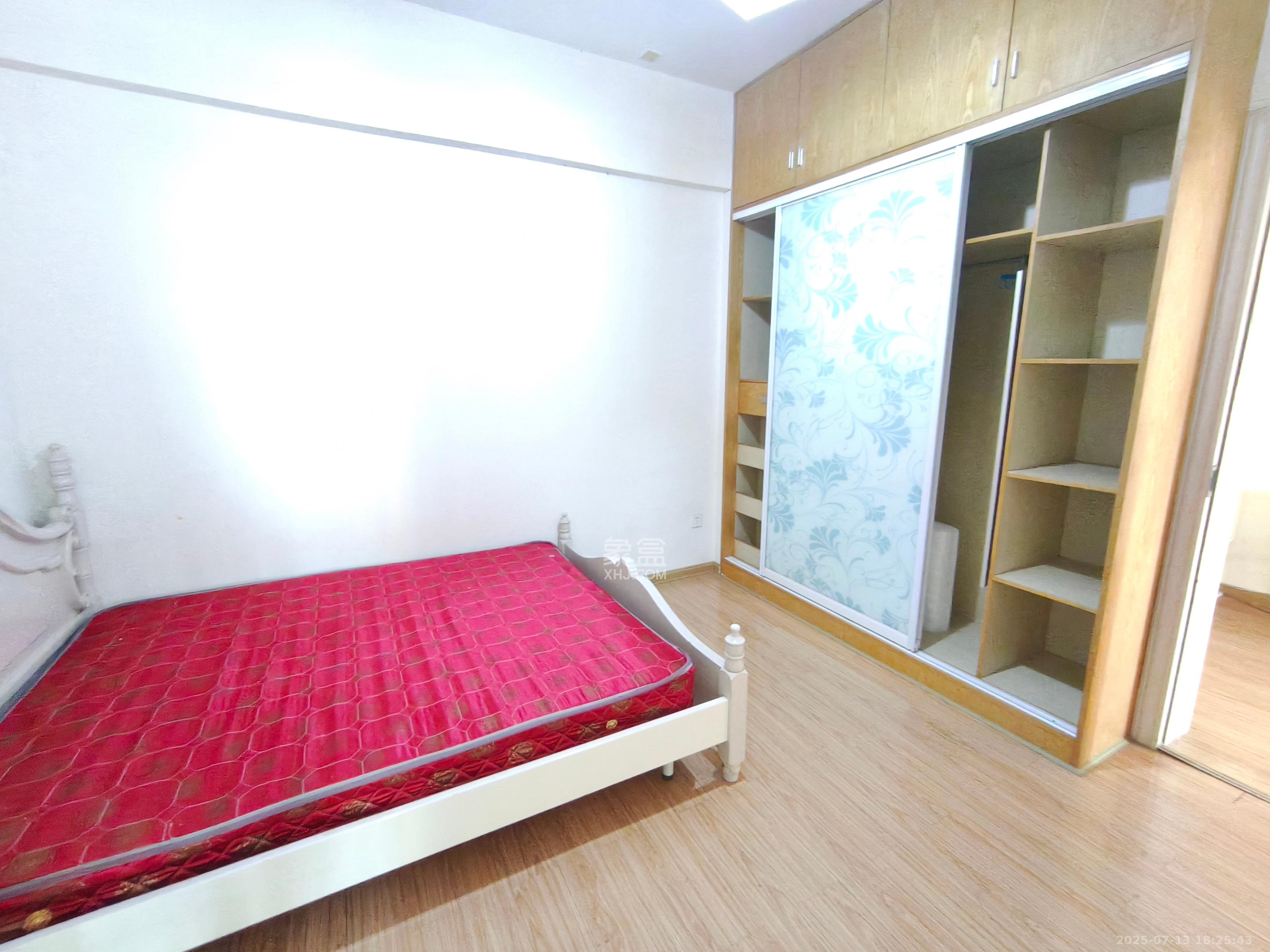 美寓明城  1室1厅1卫    1800.0元/月 美寓明城  1室1厅1卫    1800.0元/月室内图