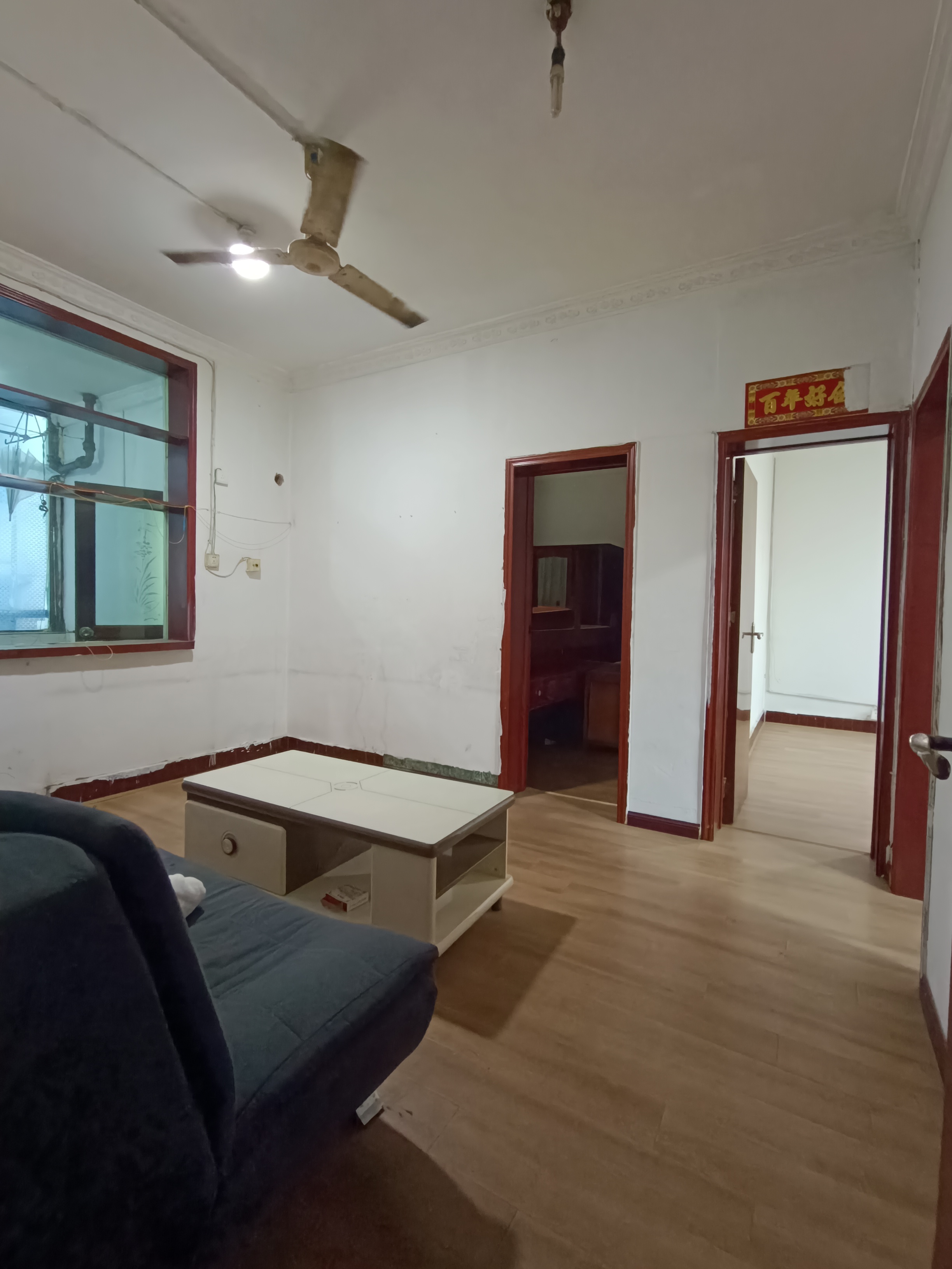 警苑小区 3室1厅1卫 1000.0元/月 警苑小区 3室1厅1卫 1000.0元/月室内图