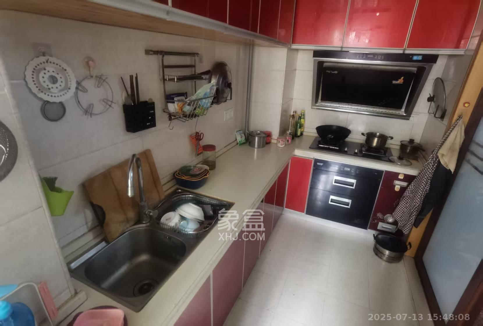 五矿格澜郡  3室2厅2卫    2000.0元/月 五矿格澜郡  3室2厅2卫    2000.0元/月室内图