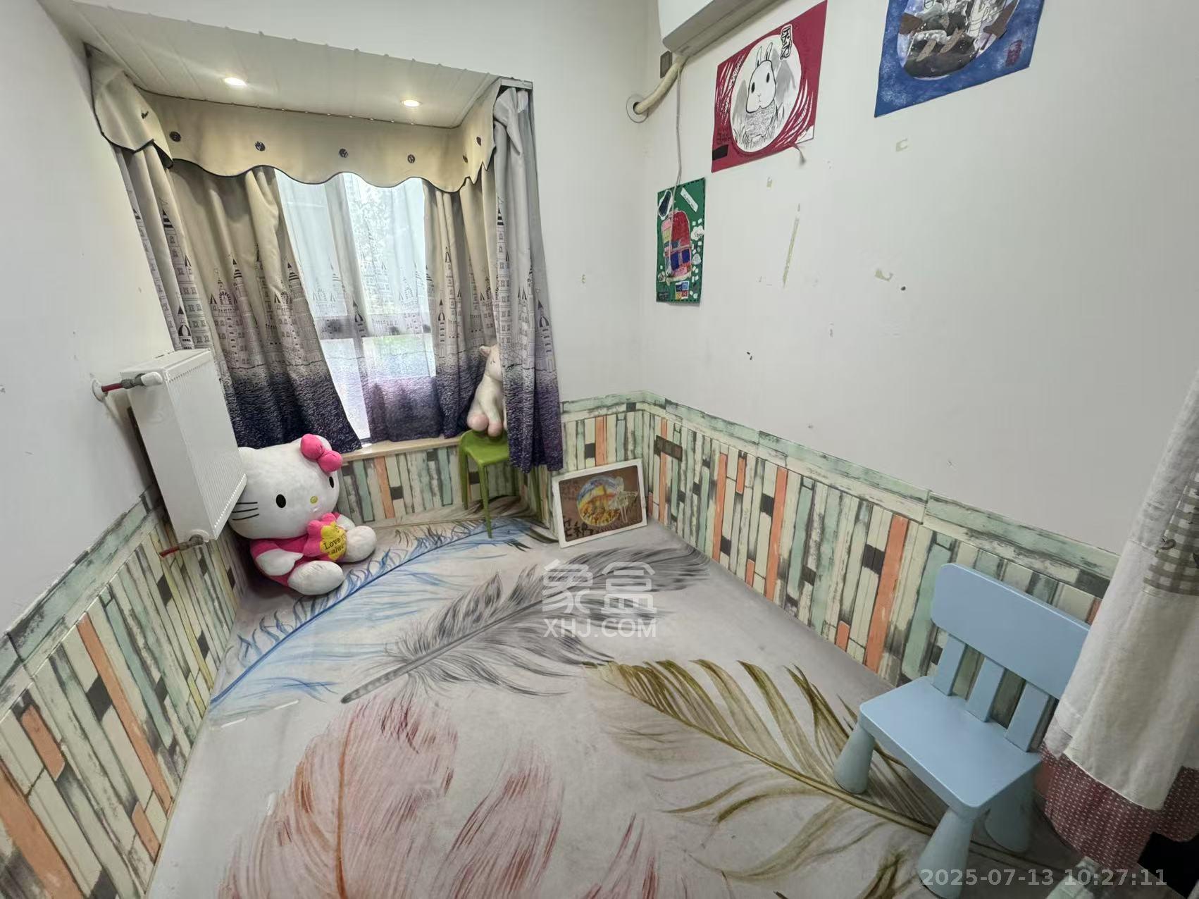 旭辉御府  3室2厅2卫    2300.0元/月室内图