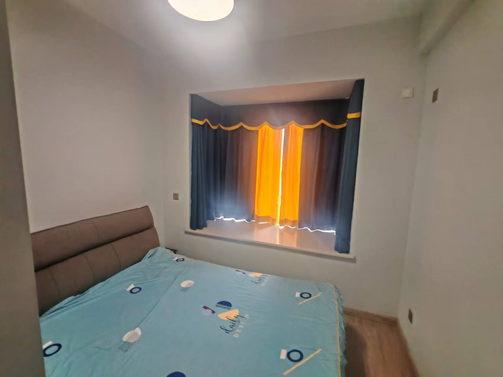 春藤小镇  4室2厅2卫    110.0万 春藤小镇  4室2厅2卫    110.0万室内图