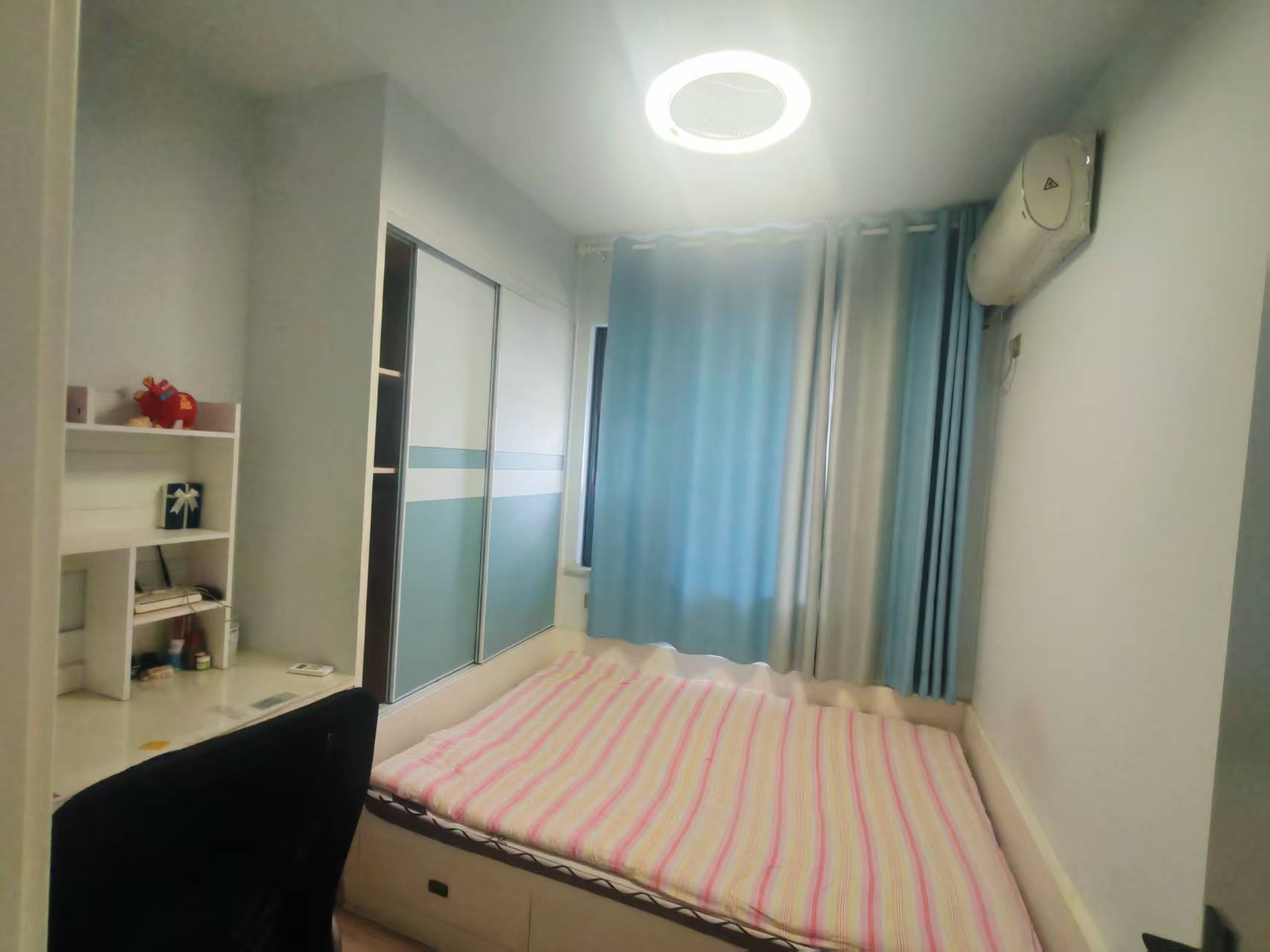 春藤小镇  4室2厅2卫    110.0万 春藤小镇  4室2厅2卫    110.0万室内图