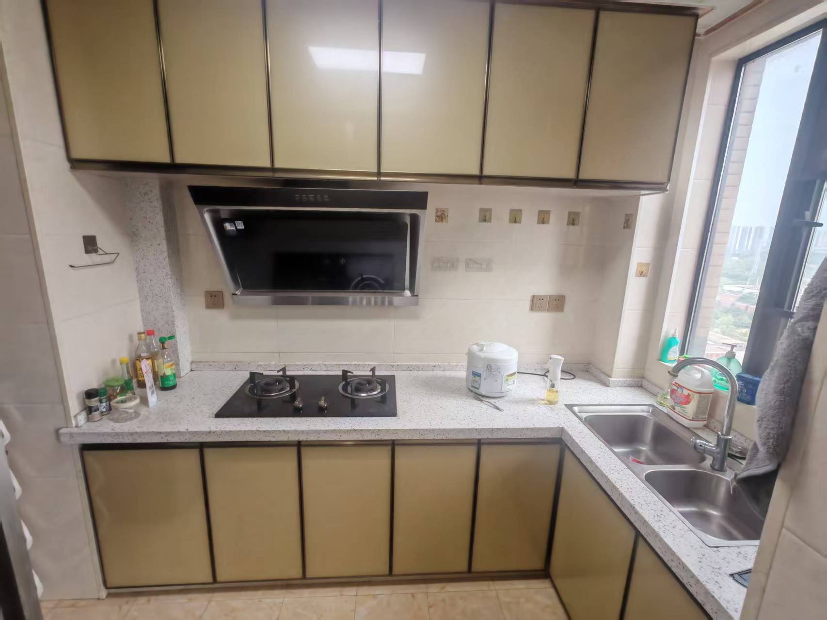 春藤小镇 4室2厅2卫 77.5万 春藤小镇 4室2厅2卫 77.5万室内图