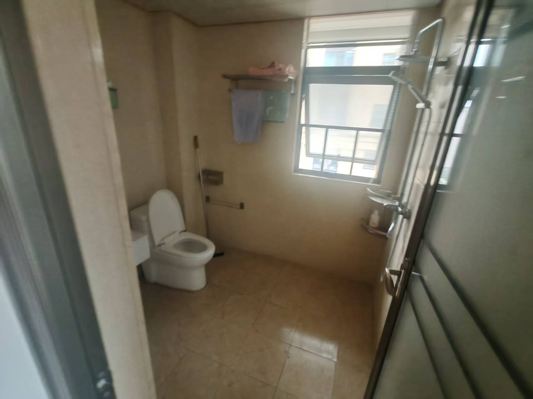 春藤小镇 4室2厅2卫 77.5万 春藤小镇 4室2厅2卫 77.5万室内图