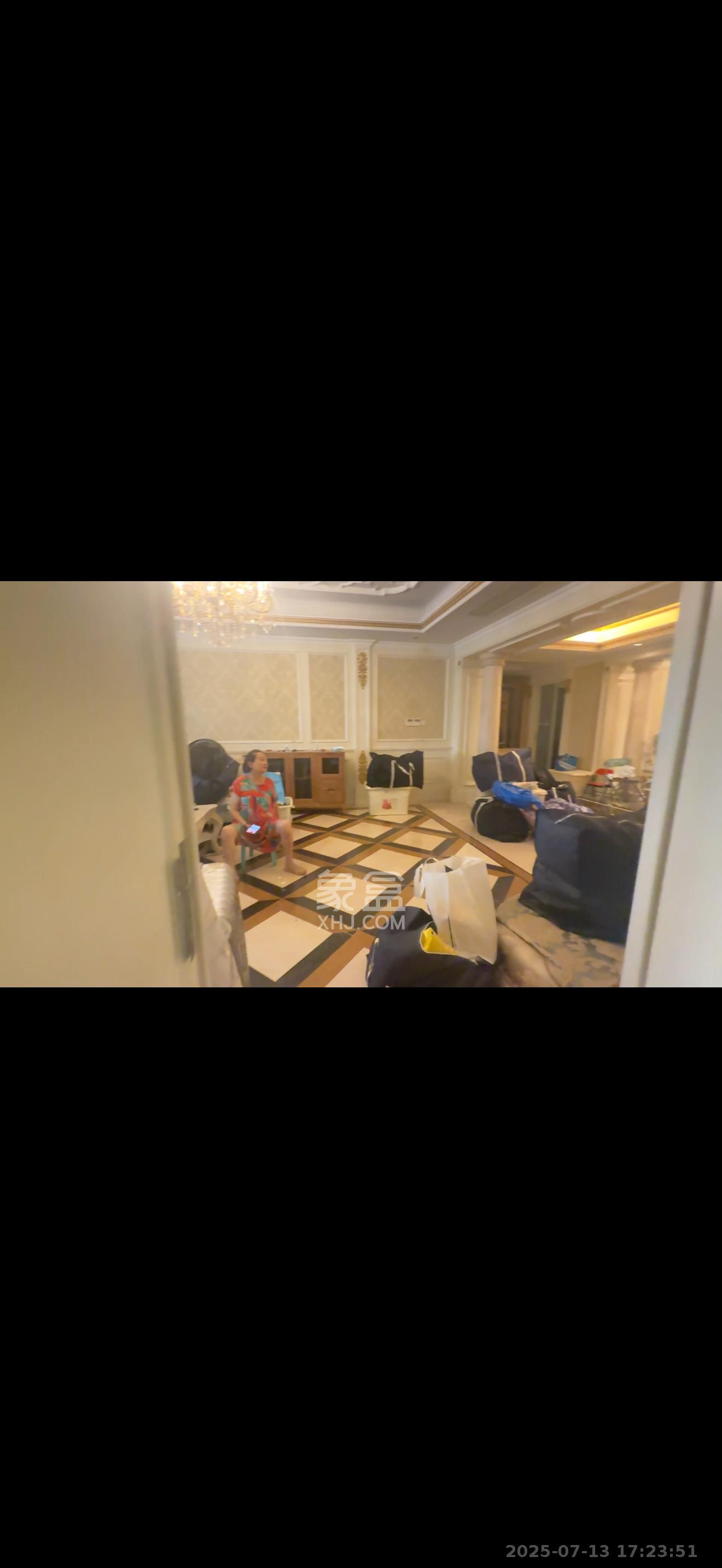 万达公馆 3室2厅3卫 9000.0元/月 万达公馆 3室2厅3卫 9000.0元/月室内图