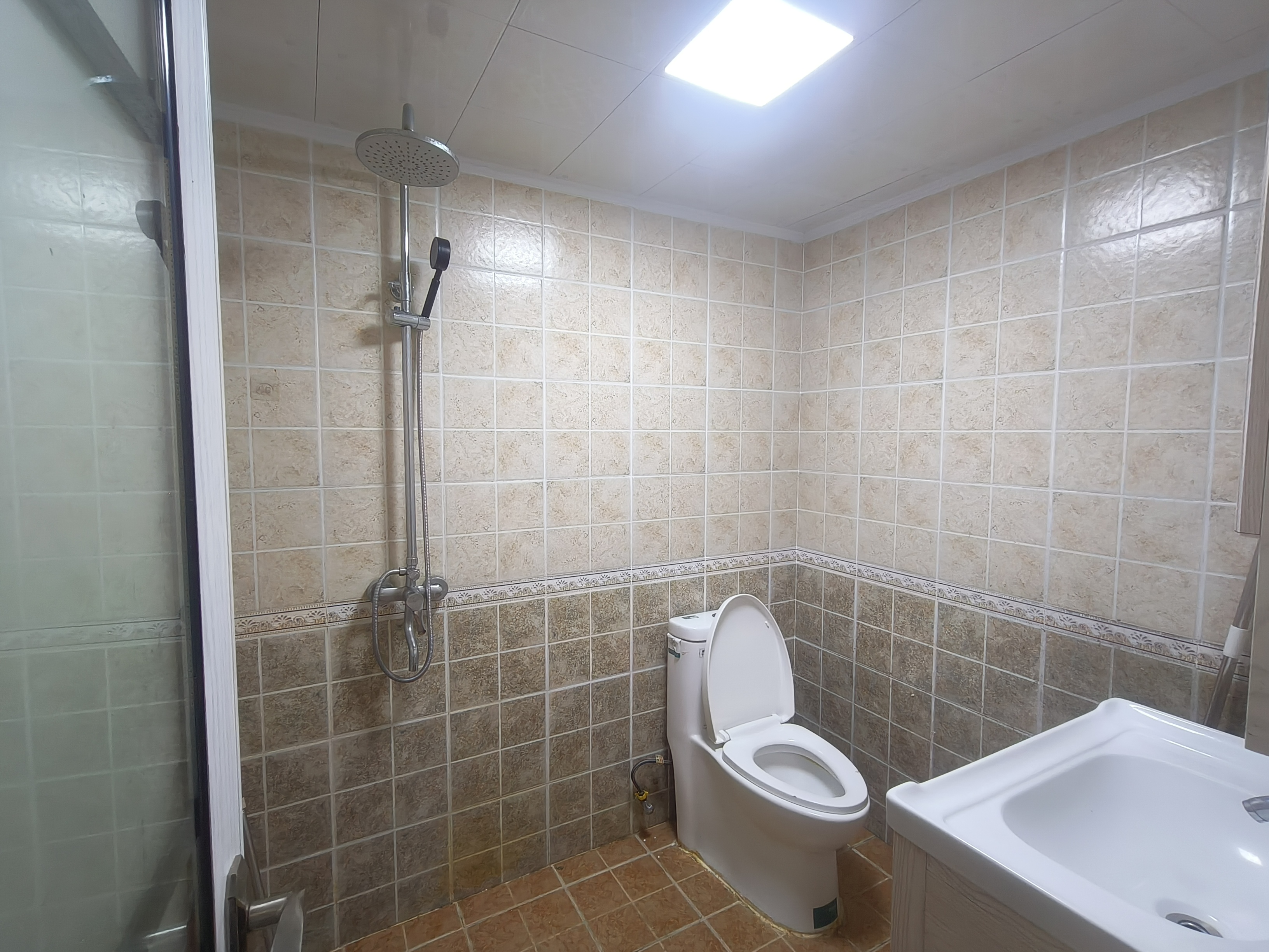 书馨苑 1室1厅1卫 1600.0元/月 书馨苑 1室1厅1卫 1600.0元/月室内图