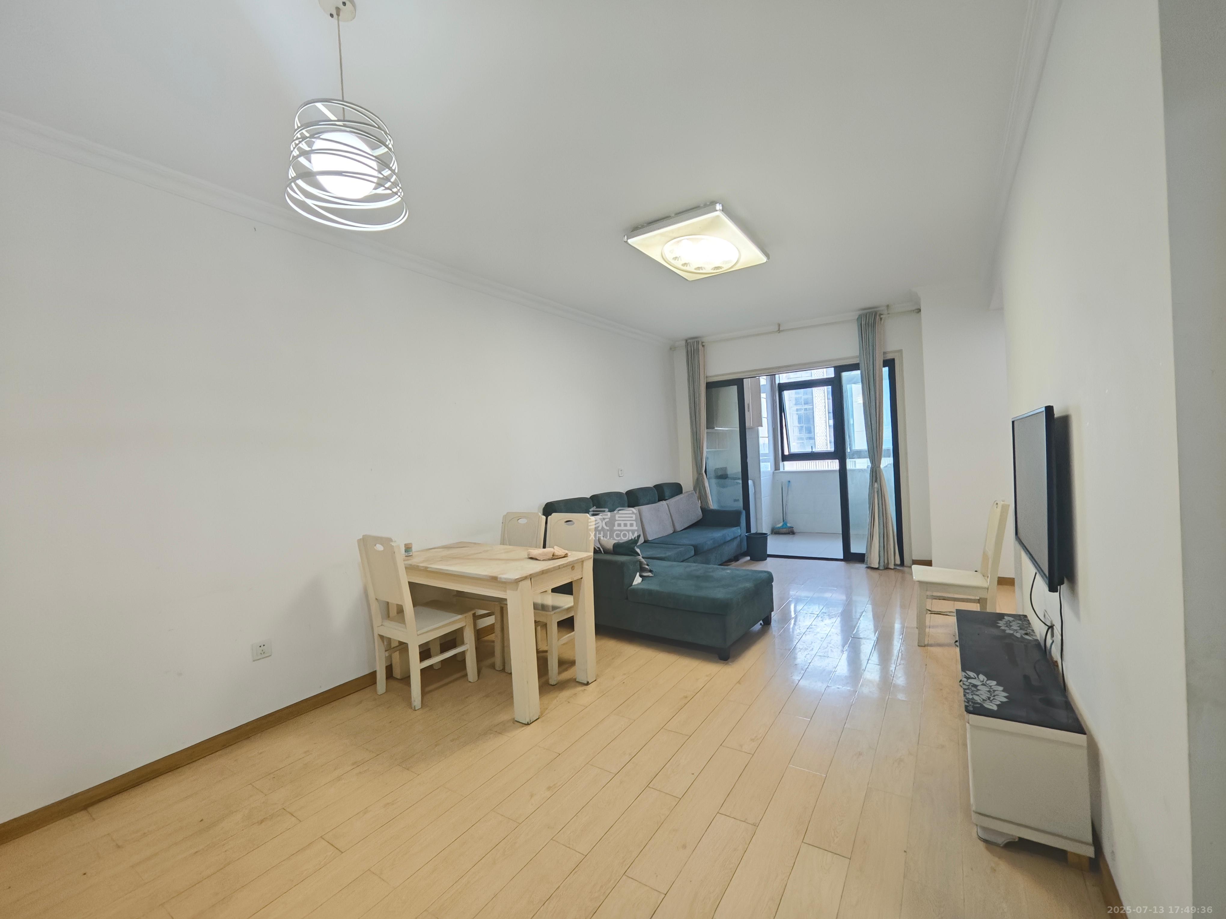 天鸿天府(天鸿中央大院) 2室1厅1卫 2100.0元/月 天鸿天府(天鸿中央大院) 2室1厅1卫 2100.0元/月室内图