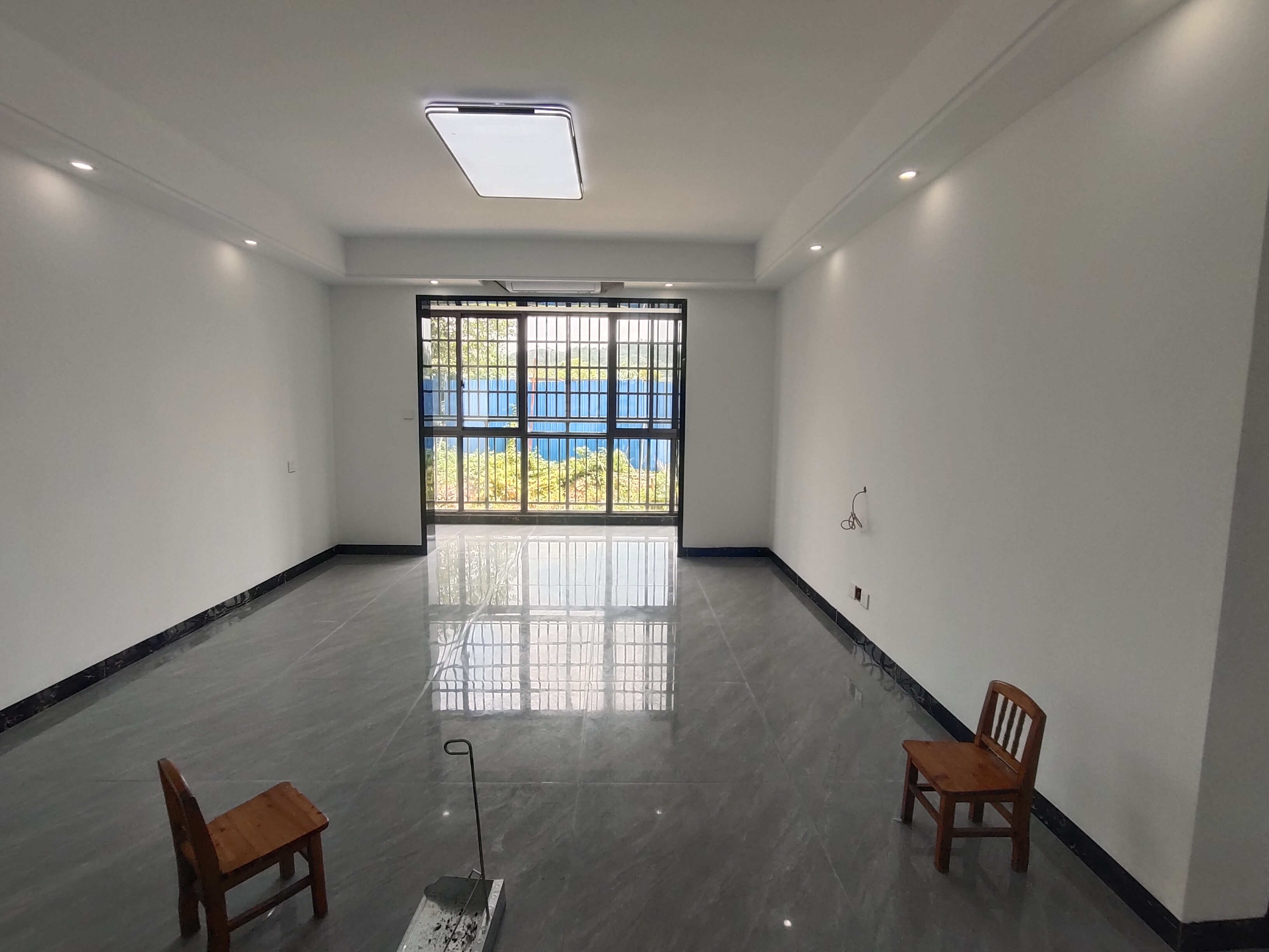 金域滨江 3室2厅2卫 1800.0元/月 金域滨江 3室2厅2卫 1800.0元/月室内图