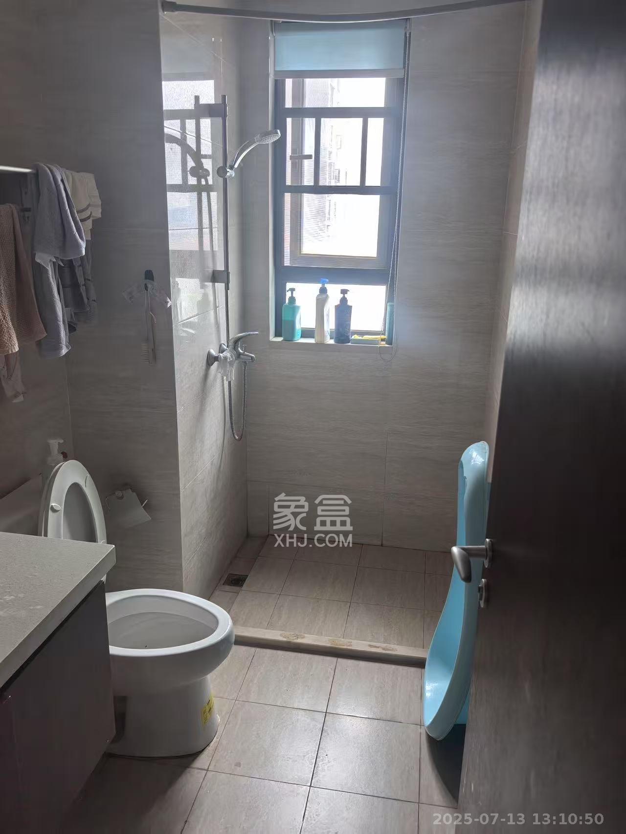 汇金城/嘉华城(二期、三期)  3室2厅2卫    2800.0元/月 汇金城/嘉华城(二期、三期)  3室2厅2卫    2800.0元/月室内图