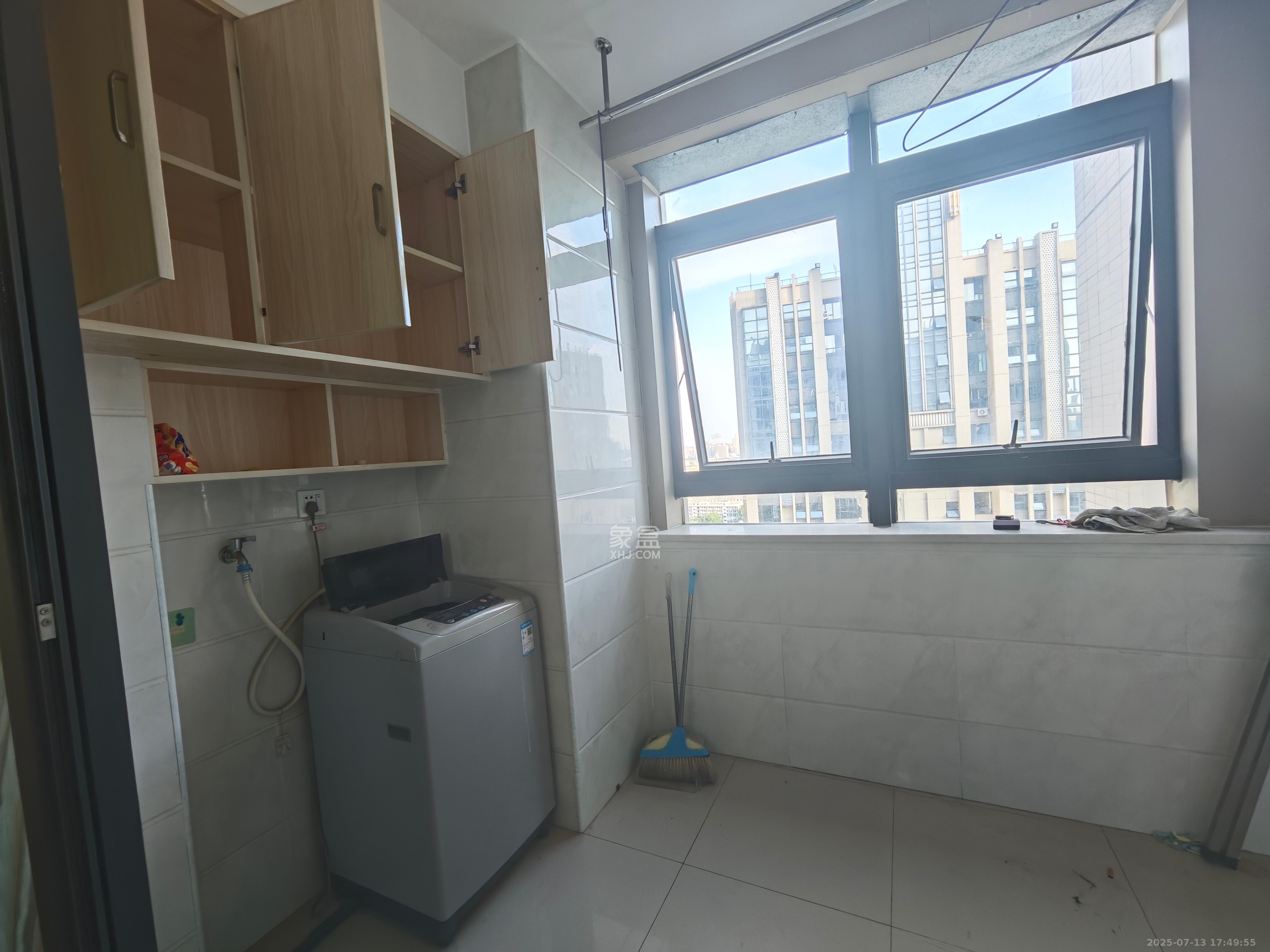 天鸿天府（天鸿中央大院）  2室1厅1卫    2100.0元/月室内图