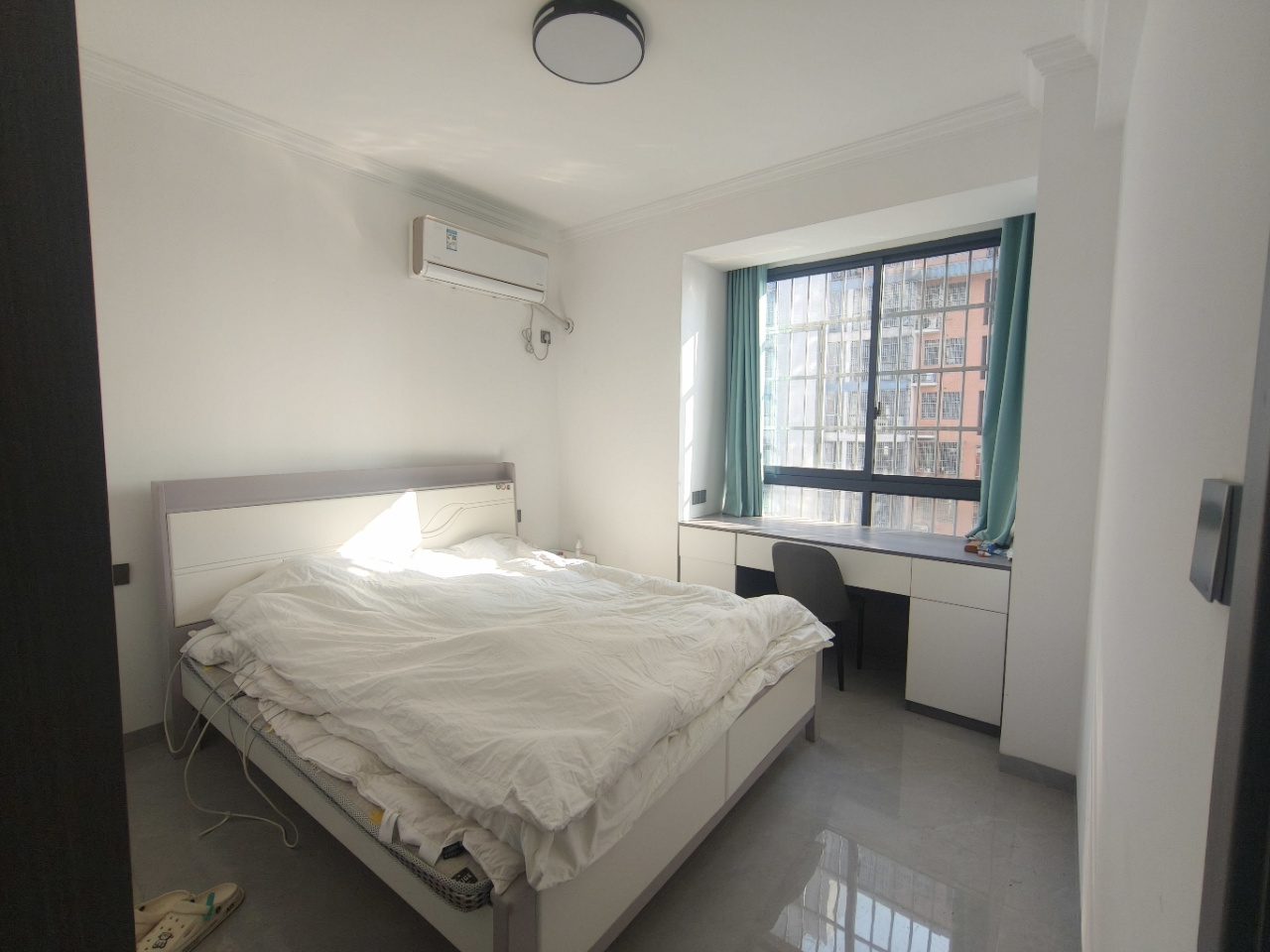 金山俪园 2室1厅1卫 1700.0元/月 金山俪园 2室1厅1卫 1700.0元/月室内图