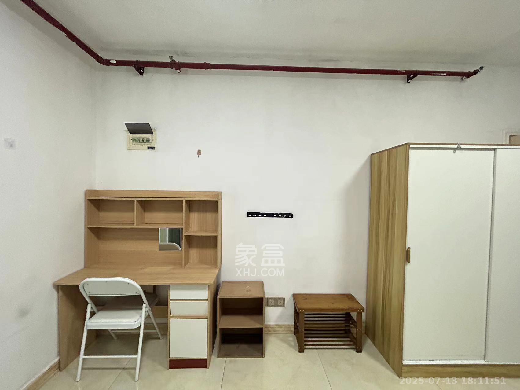 达美寰宇中心 2室1厅1卫 3500.0元/月 达美寰宇中心 2室1厅1卫 3500.0元/月室内图