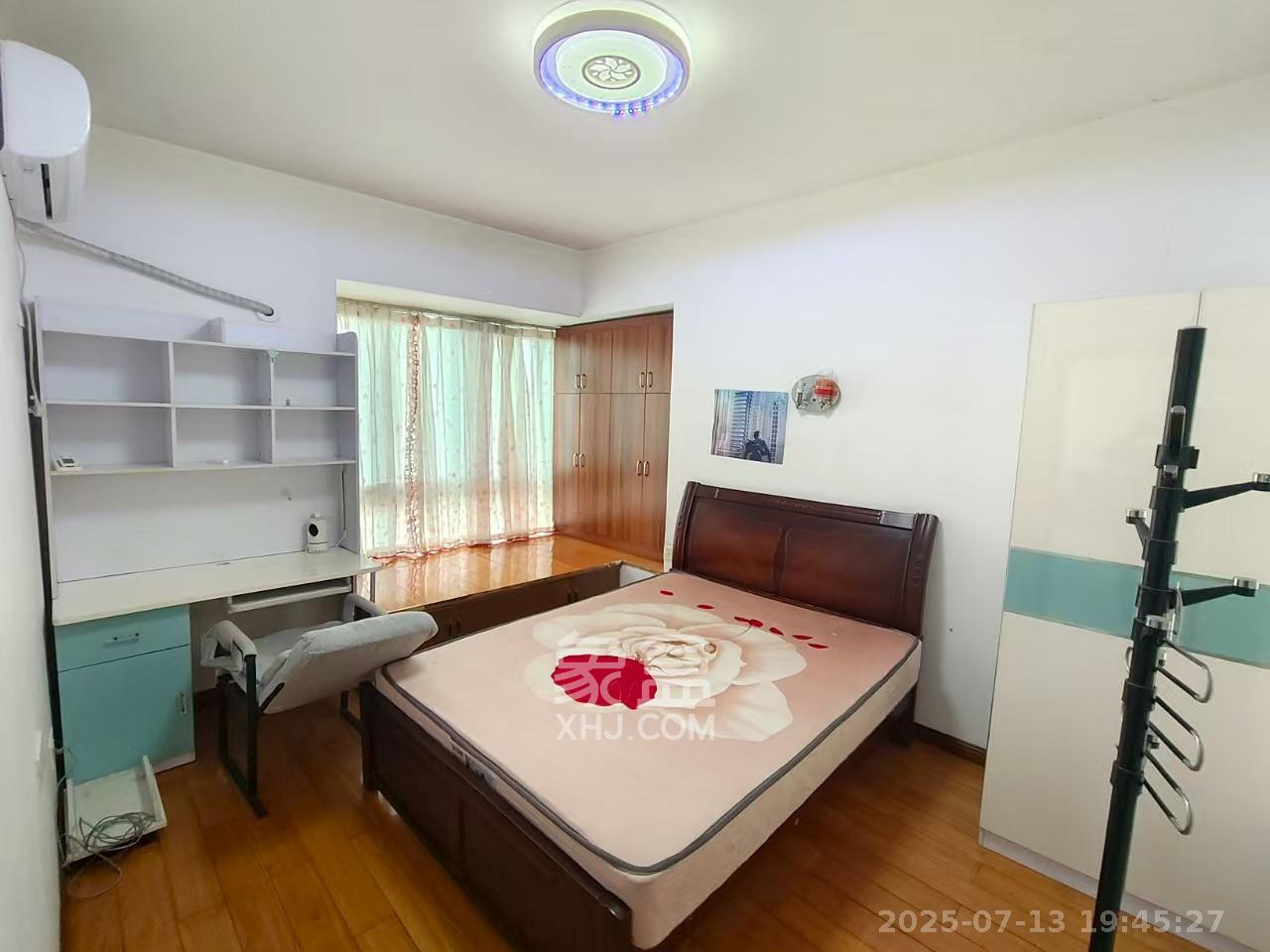 上林国际  2室2厅1卫   2100.00元/月室内图