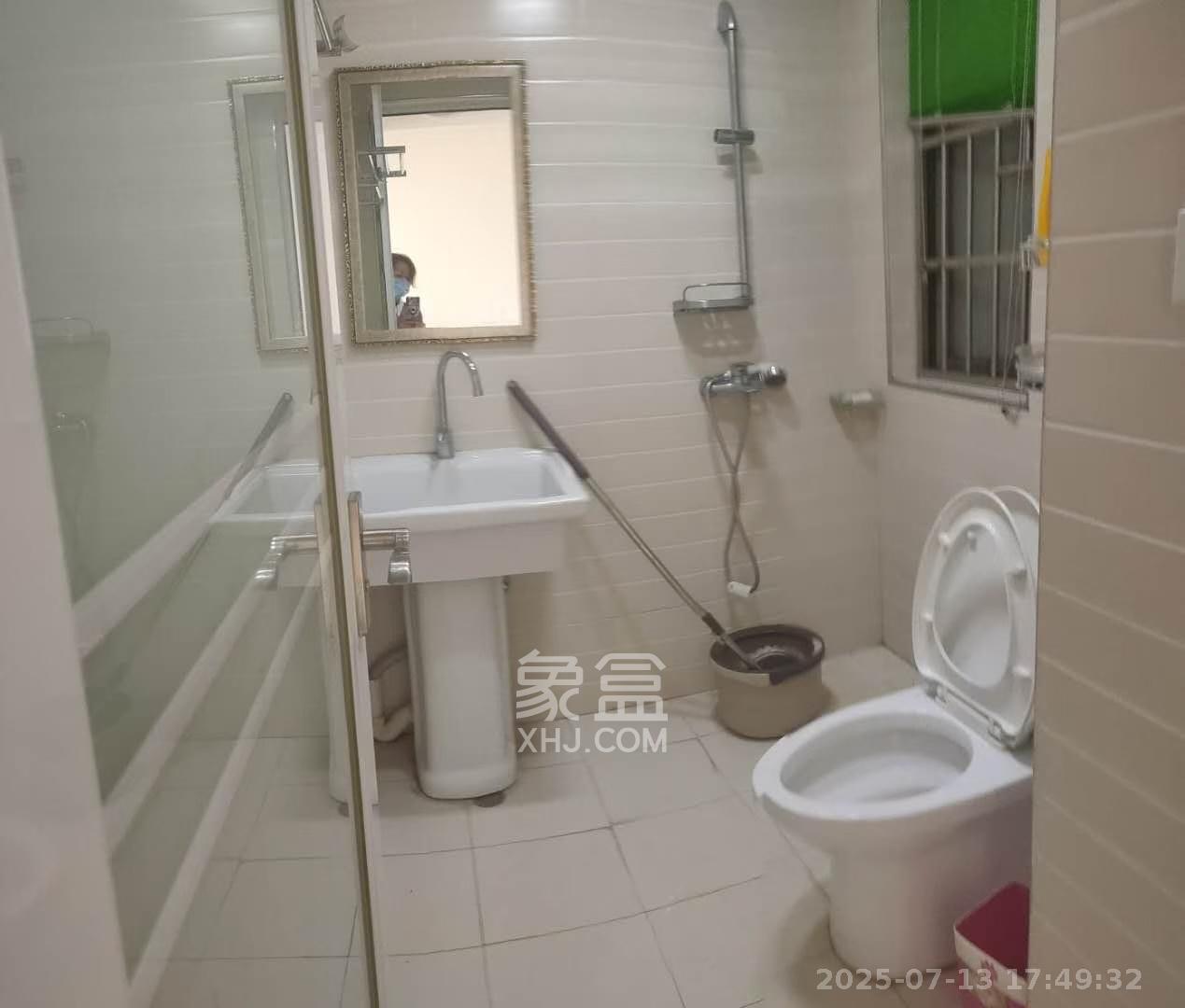 米兰春天  2室1厅1卫    1700.0元/月 米兰春天  2室1厅1卫    1700.0元/月室内图