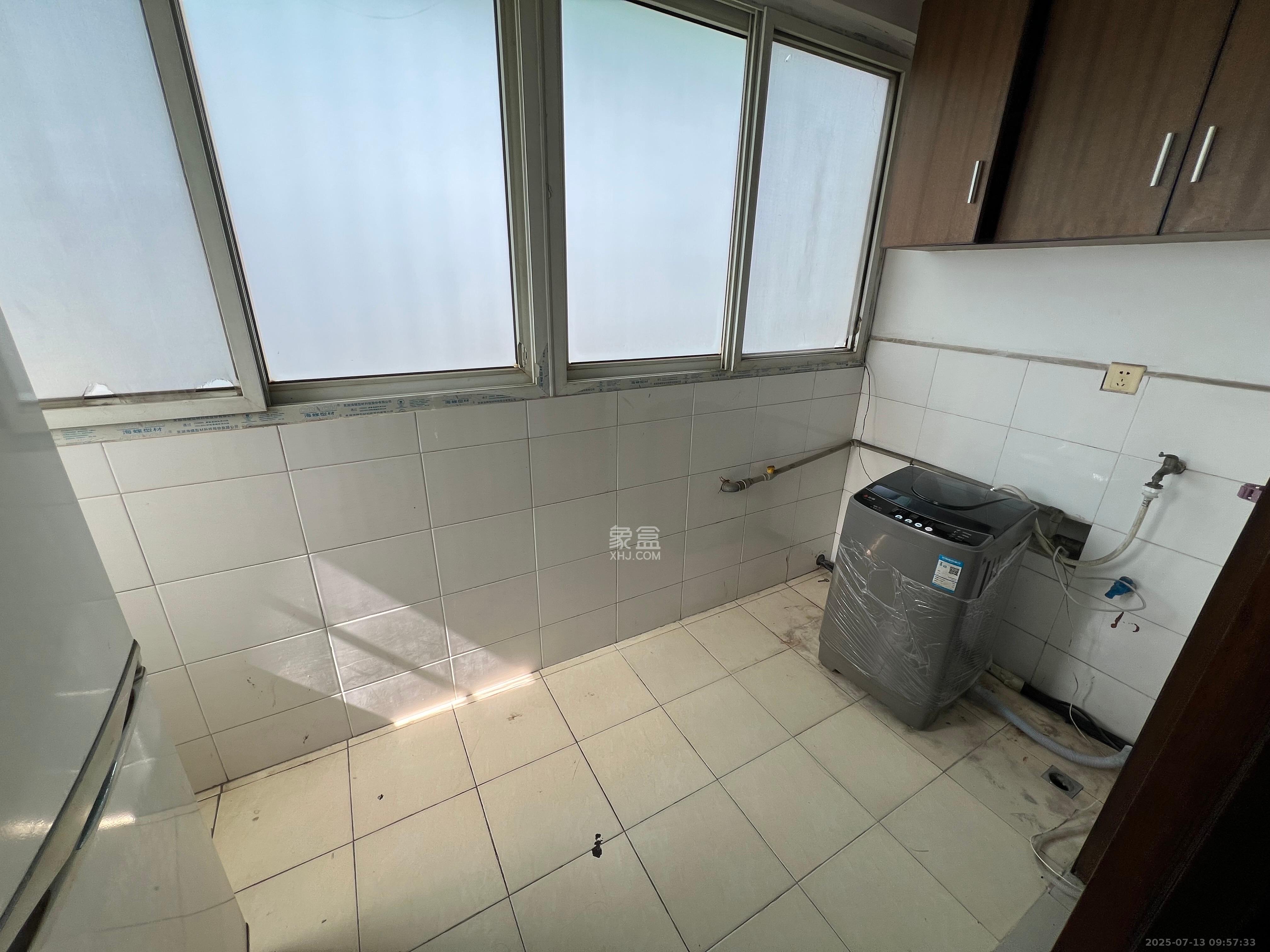 德政园 3室2厅2卫 1800.0元/月 德政园 3室2厅2卫 1800.0元/月室内图