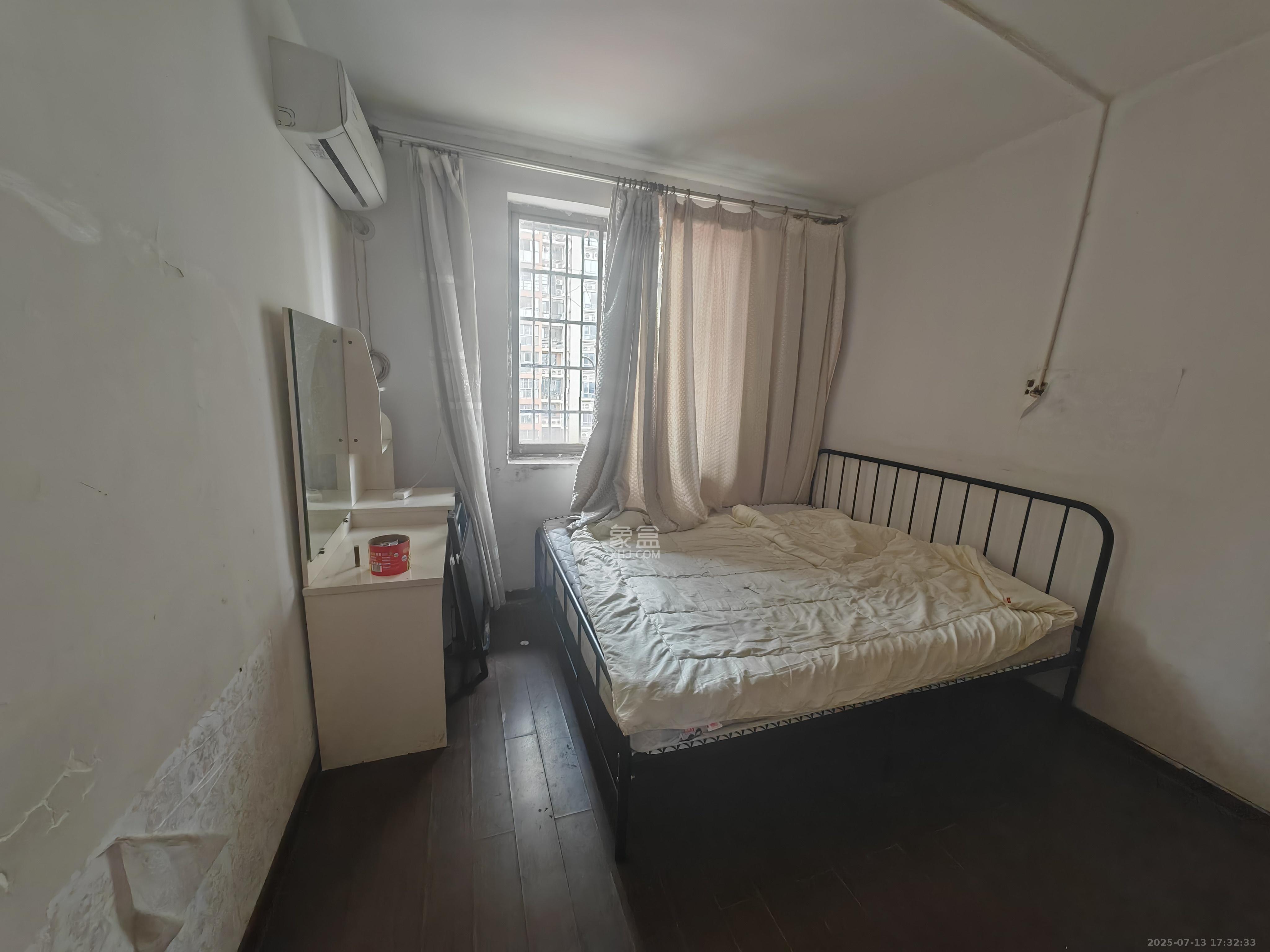 天剑社区（湖南省水利水电一公司宿舍）  3室1厅1卫   1200.00元/月室内图
