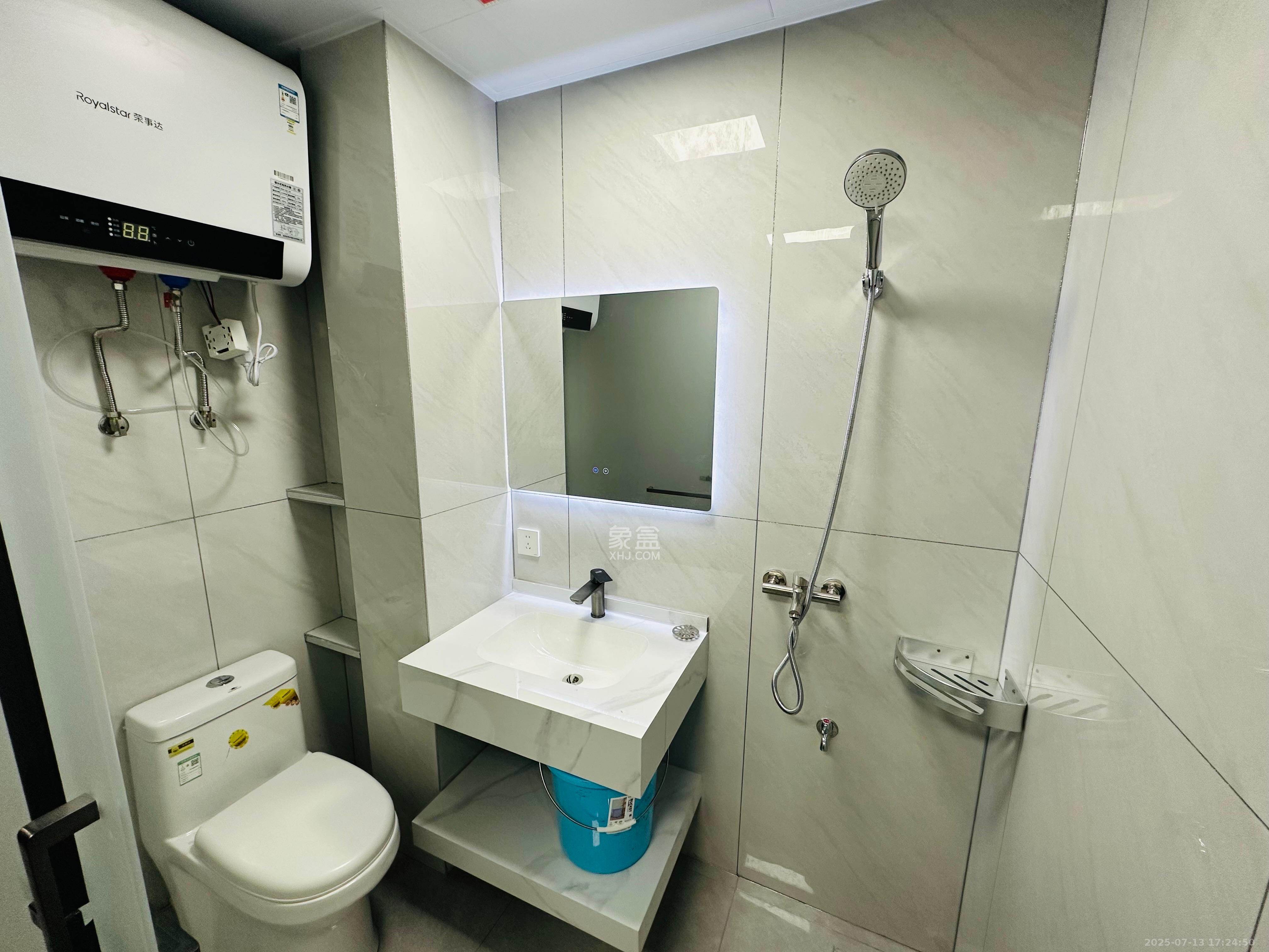 龙湖铂金岛  1室0厅0卫    1500.0元/月 龙湖铂金岛  1室0厅0卫    1500.0元/月室内图